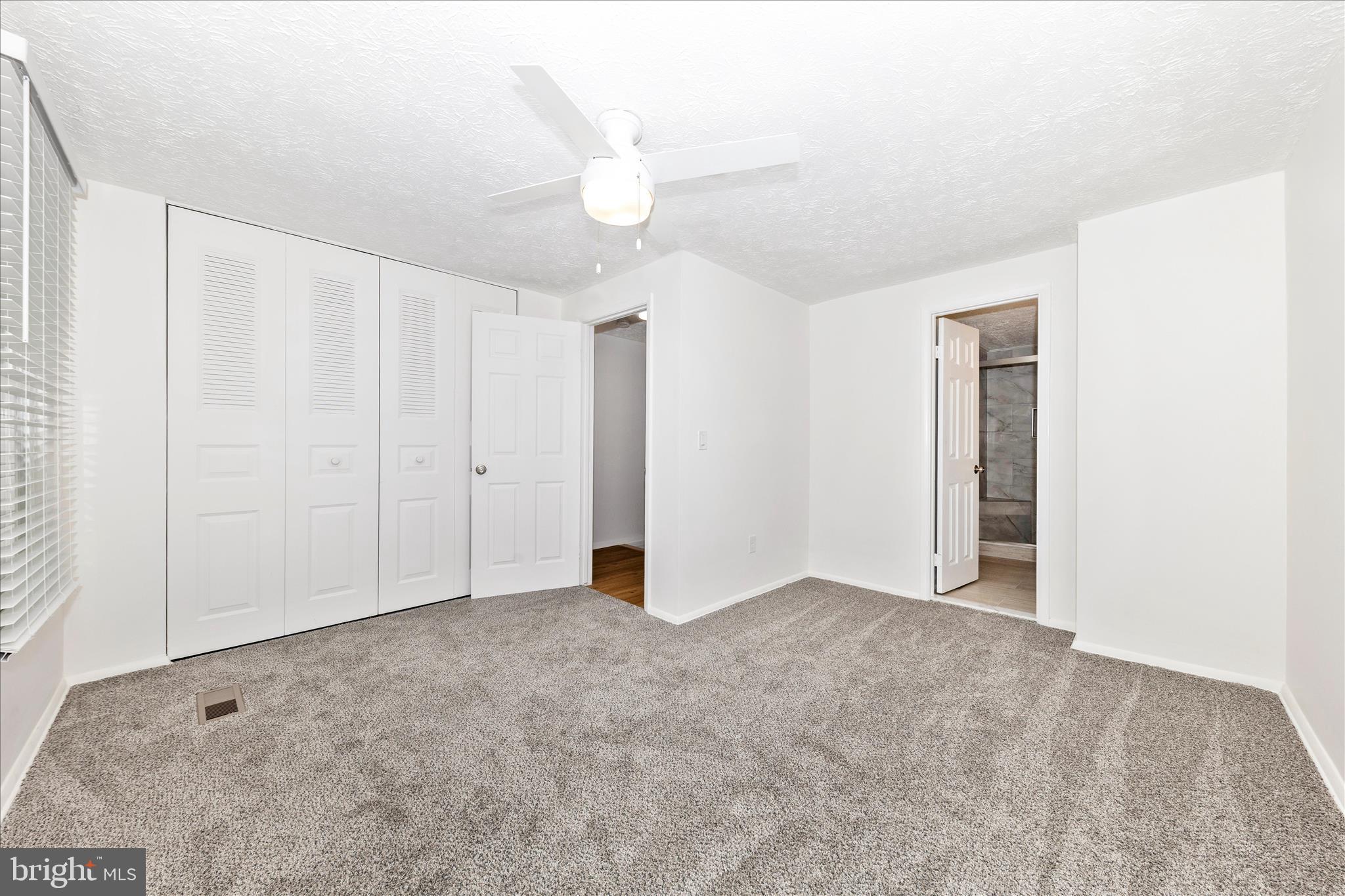 MIDDLEBROOK COMMONS - Residential