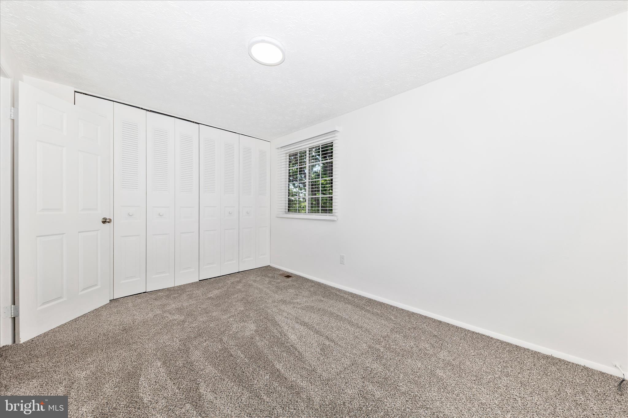 MIDDLEBROOK COMMONS - Residential