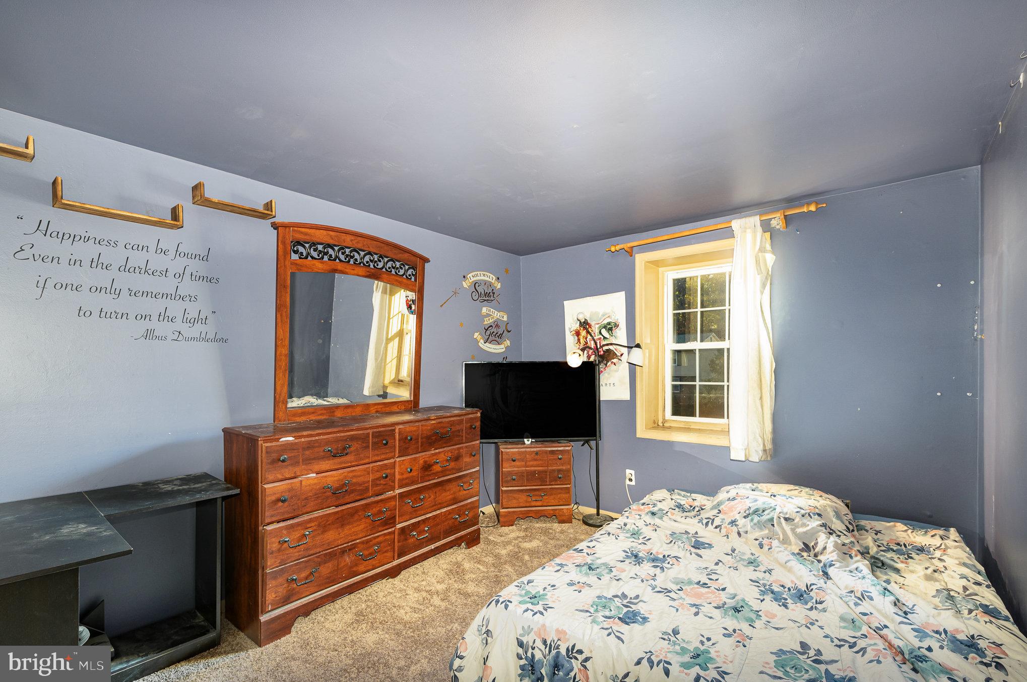 TOWN AND COUNTRY - Residential