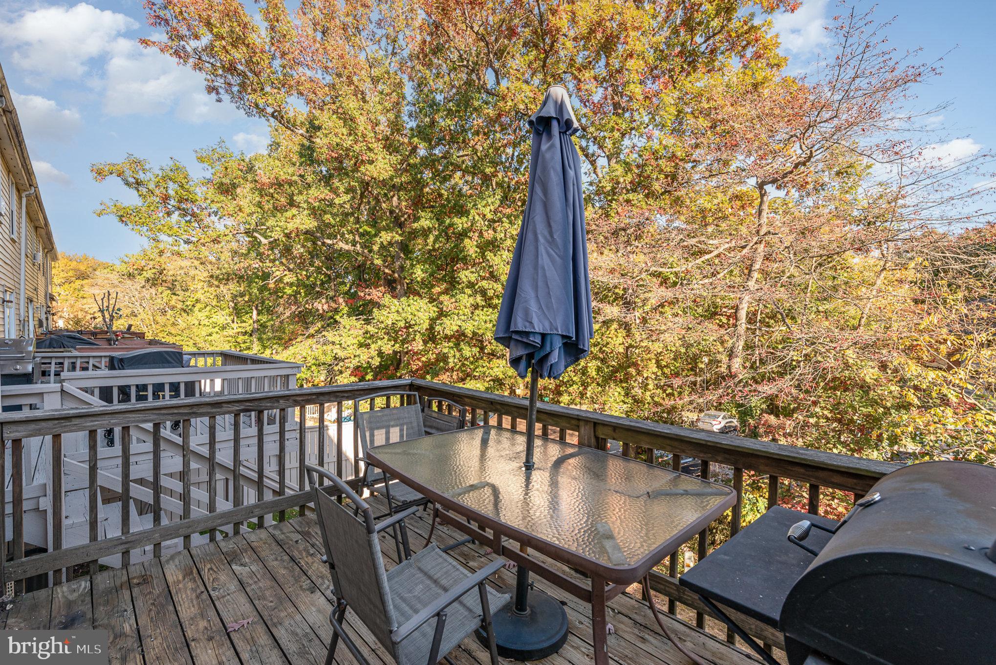 TOWN AND COUNTRY - Residential