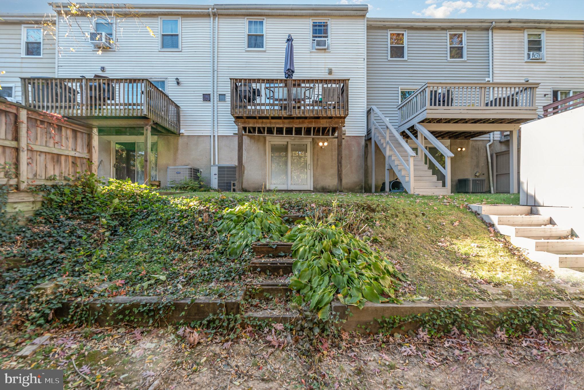 TOWN AND COUNTRY - Residential