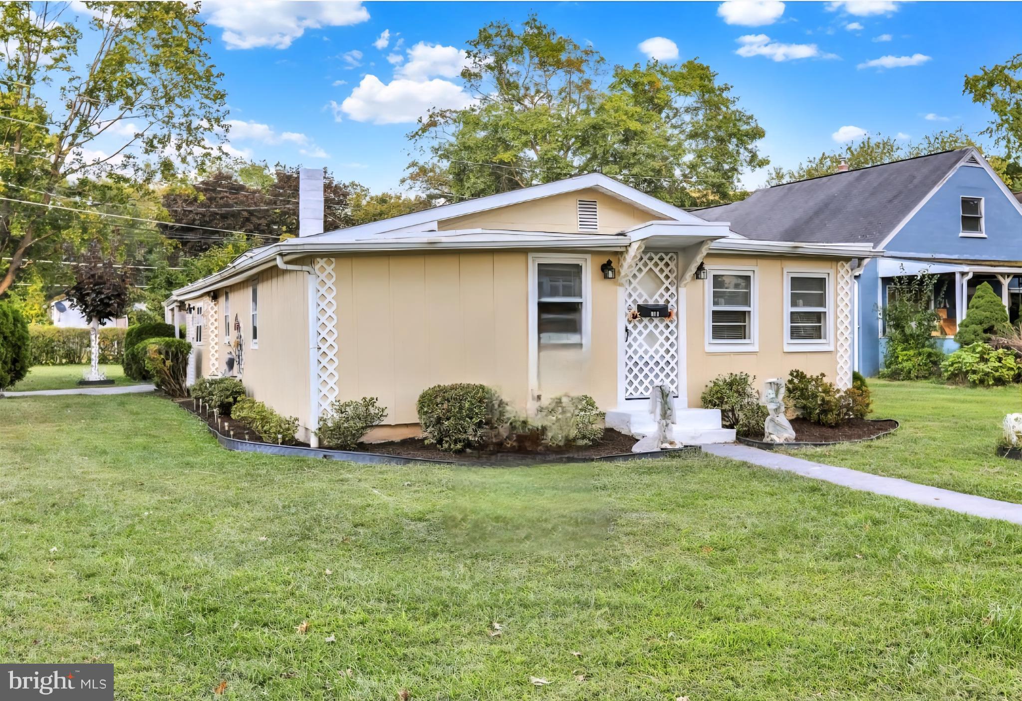 Welcome to this cozy single-family home in the desirable Exeter School District! Featuring three bedrooms and a full bath, this home offers comfort and charm throughout. The bright eat-in kitchen is perfect for everyday meals, while the gorgeous sunroom floods the space with natural light—an ideal spot for relaxing or entertaining. Step outside to enjoy covered patio and spacious yard, providing plenty of room for play, gardening, or outdoor gatherings. A highlight of the property is the expansive carport and long paved driveway, ensuring abundant off-street parking. Nestled in a quaint, friendly neighborhood, this home combines warmth, convenience, and a welcoming atmosphere.