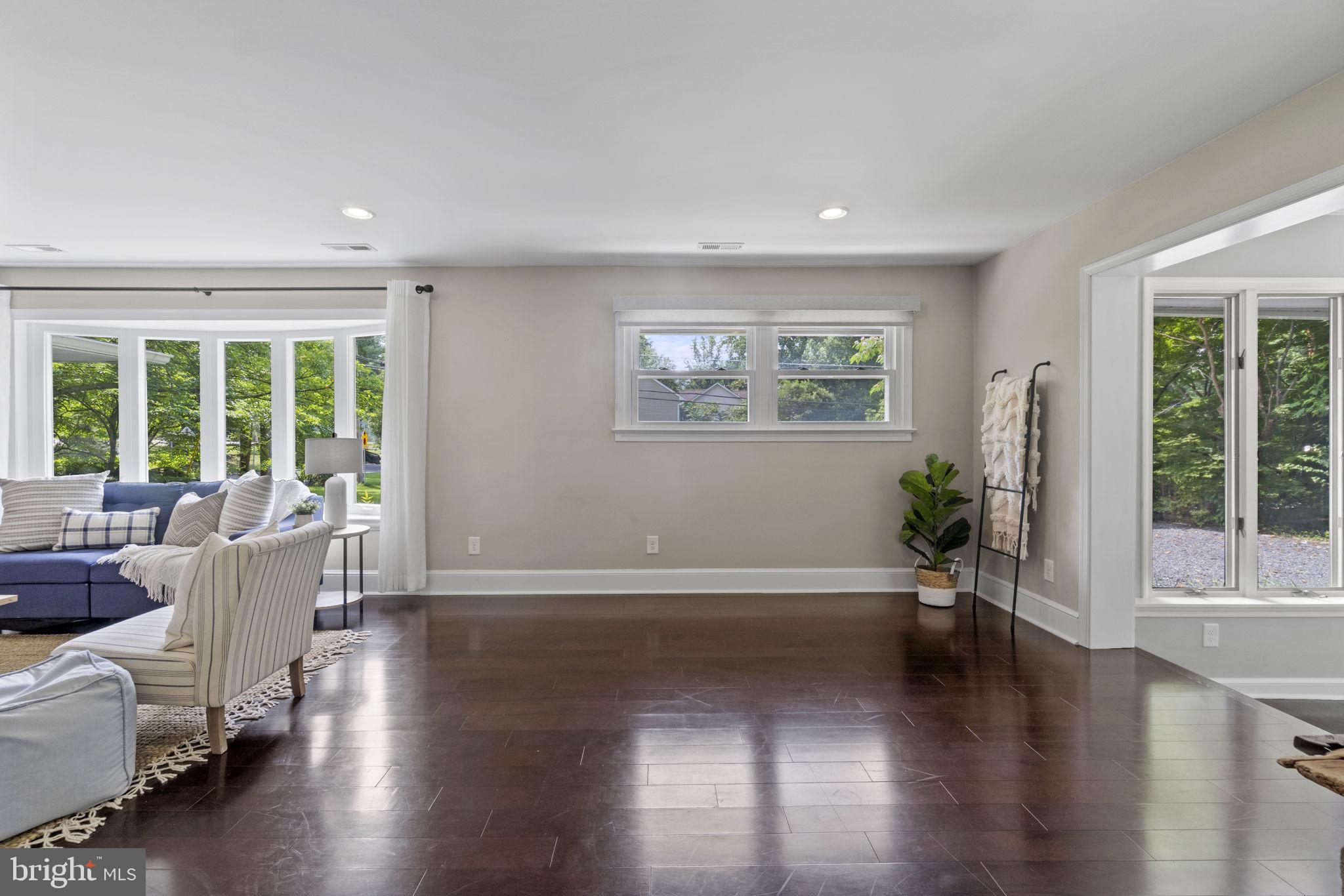 PINES ON THE SEVERN - Residential