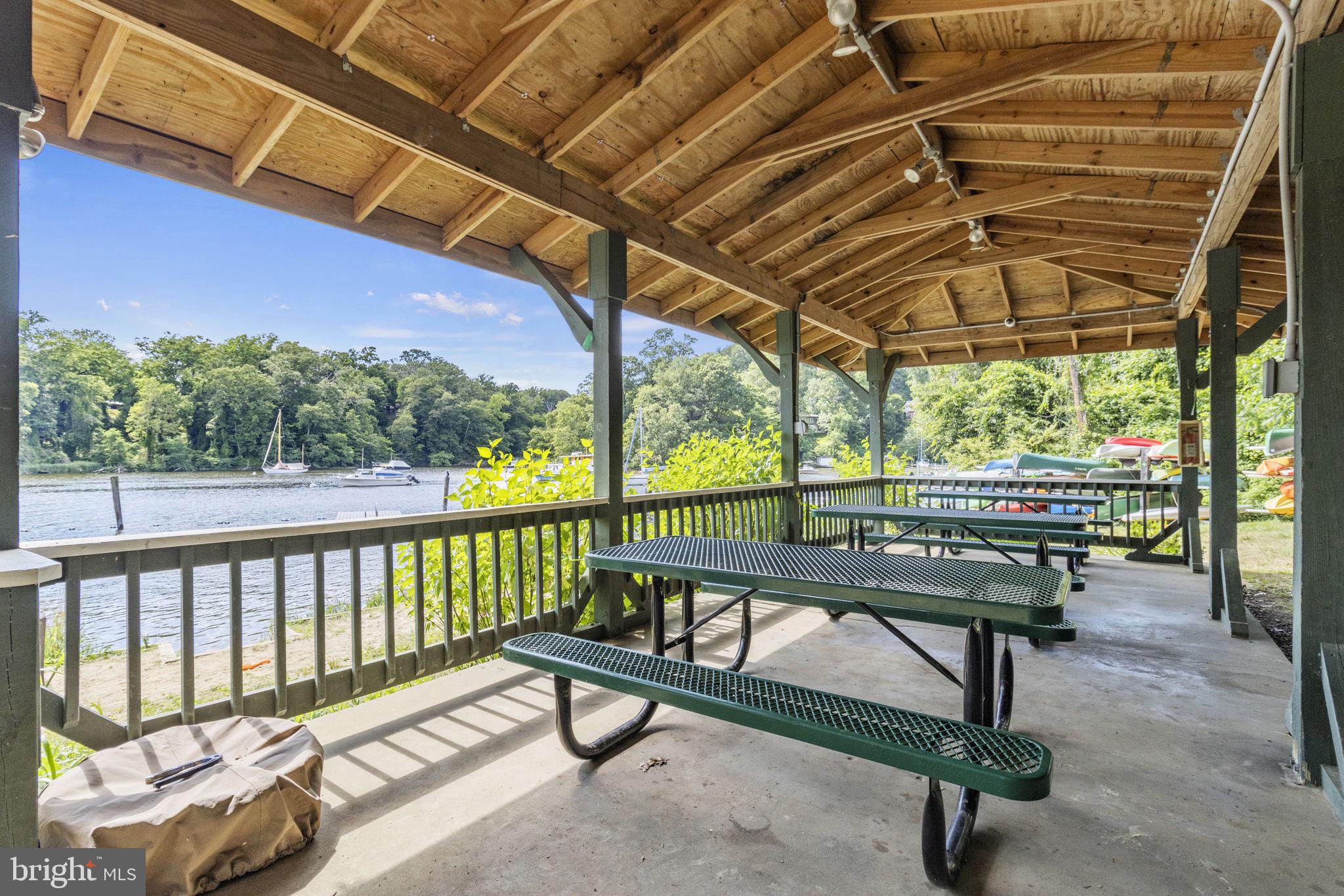 PINES ON THE SEVERN - Residential