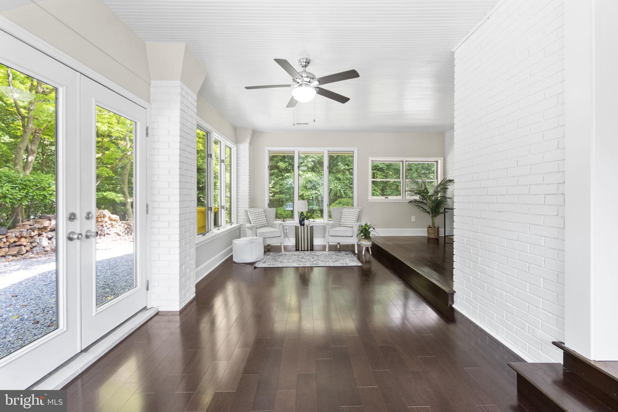 PINES ON THE SEVERN - Residential