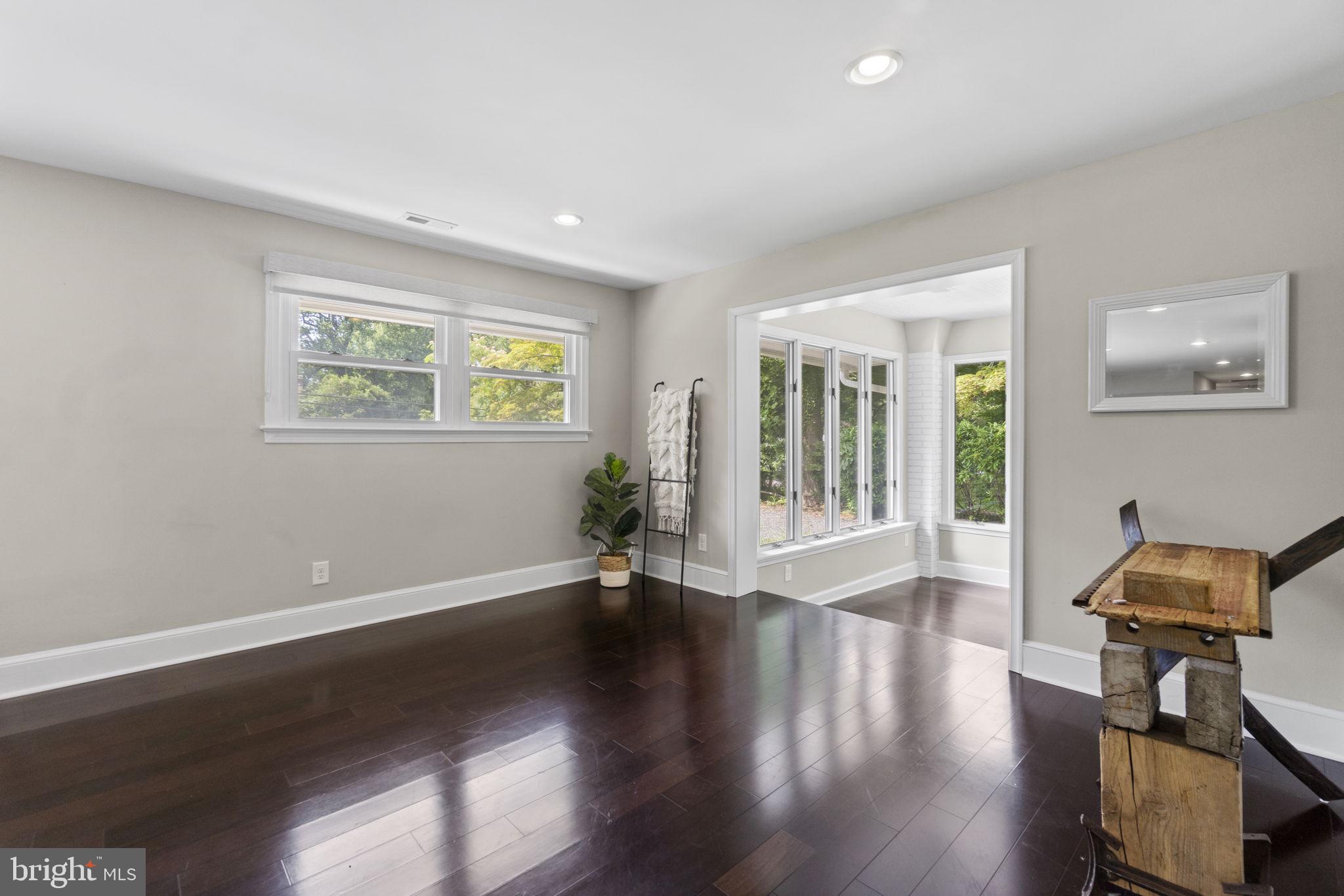 PINES ON THE SEVERN - Residential