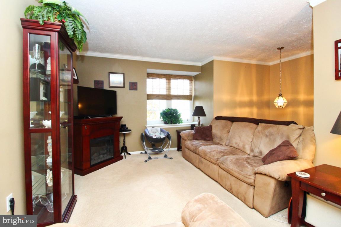 AUGUSTA ACRES - Residential