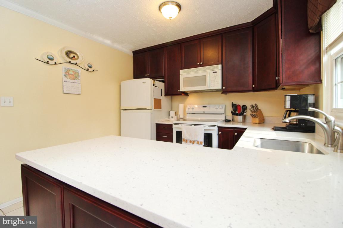 AUGUSTA ACRES - Residential