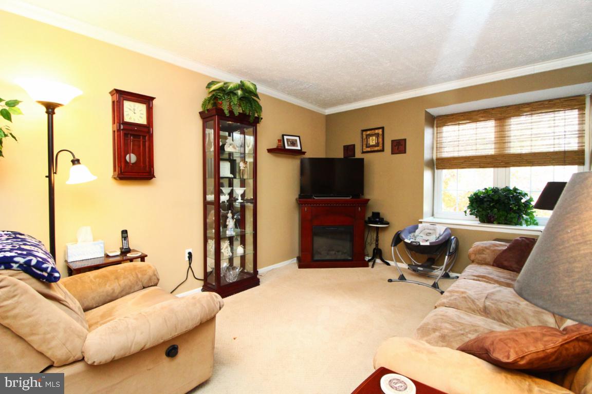 AUGUSTA ACRES - Residential