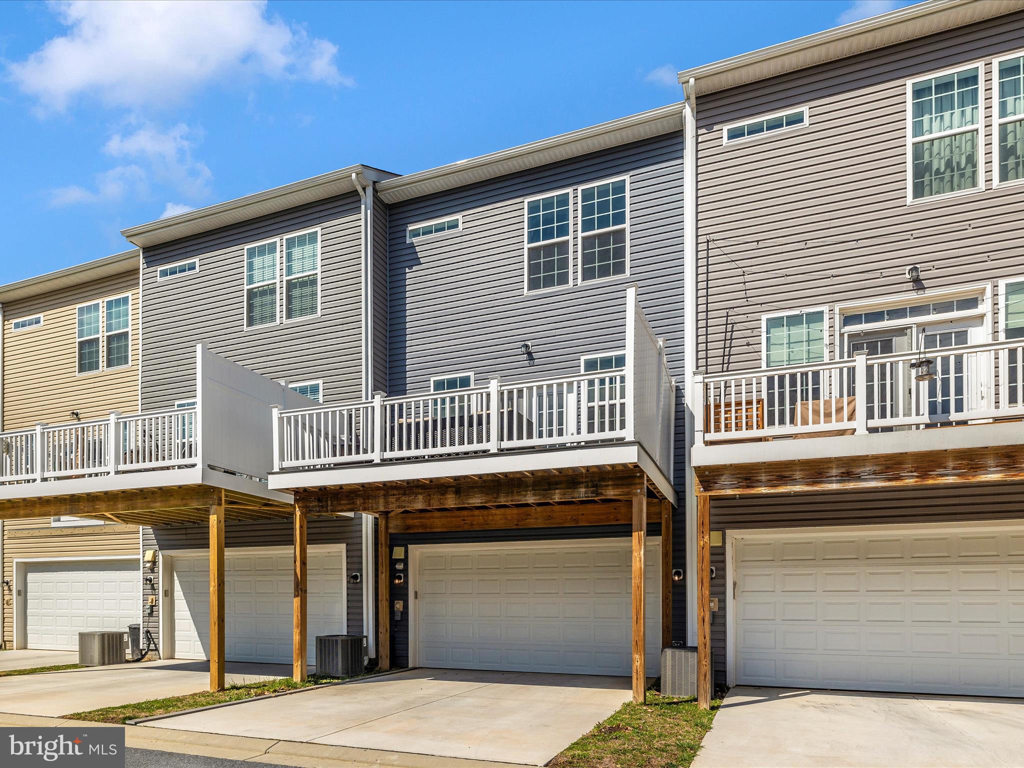 SPRING BANK - Residential