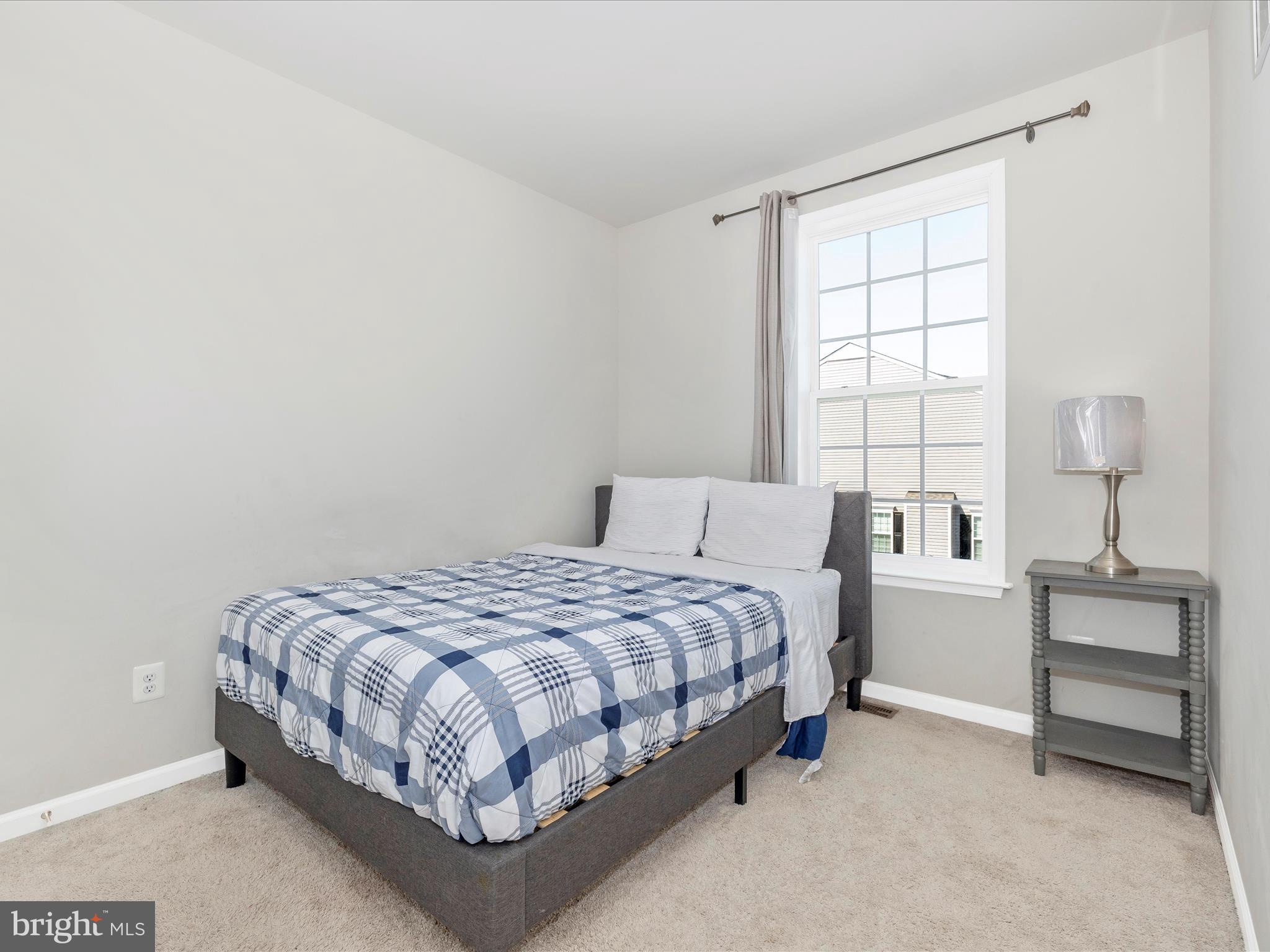 SPRING BANK - Residential