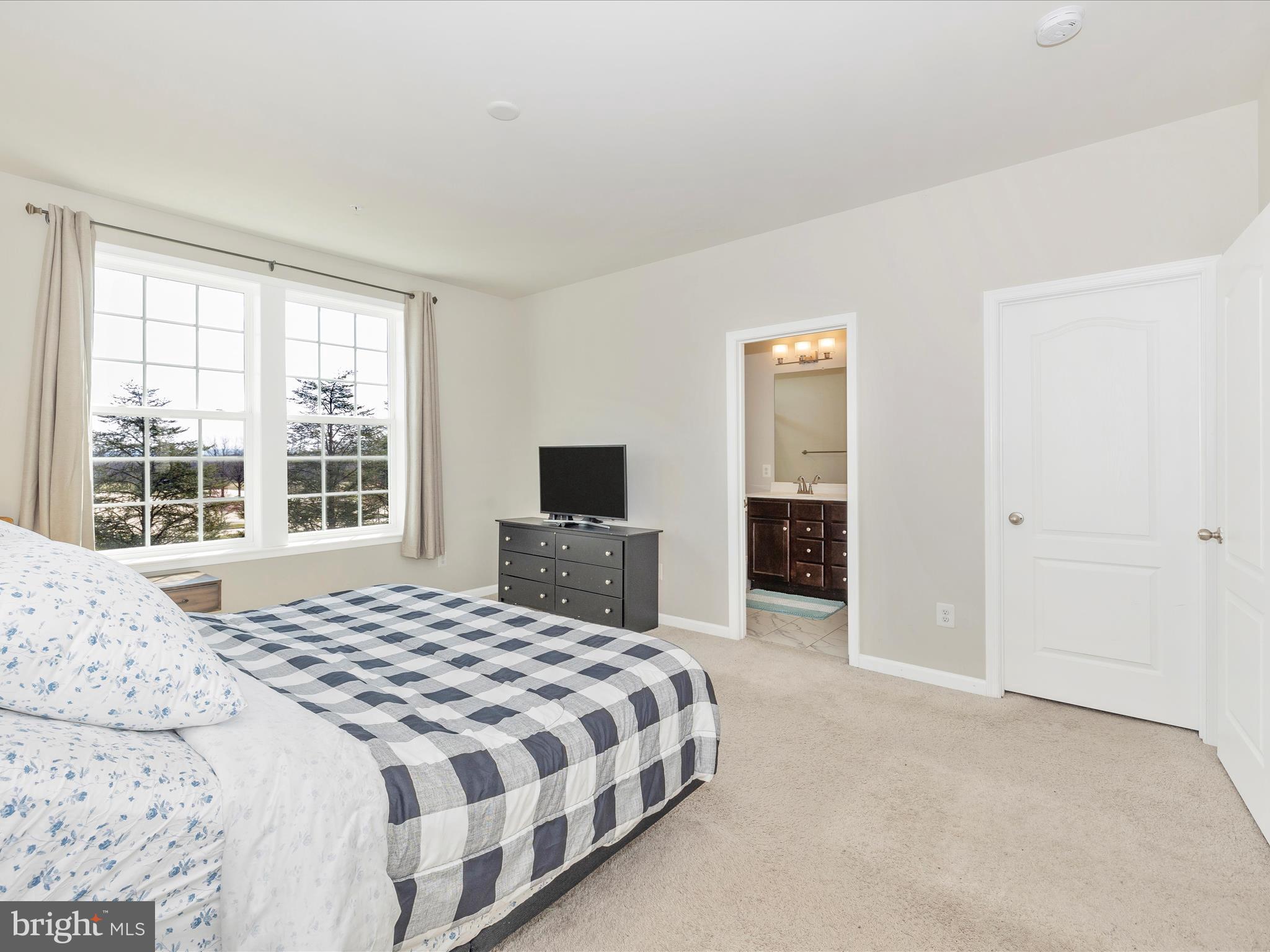 SPRING BANK - Residential