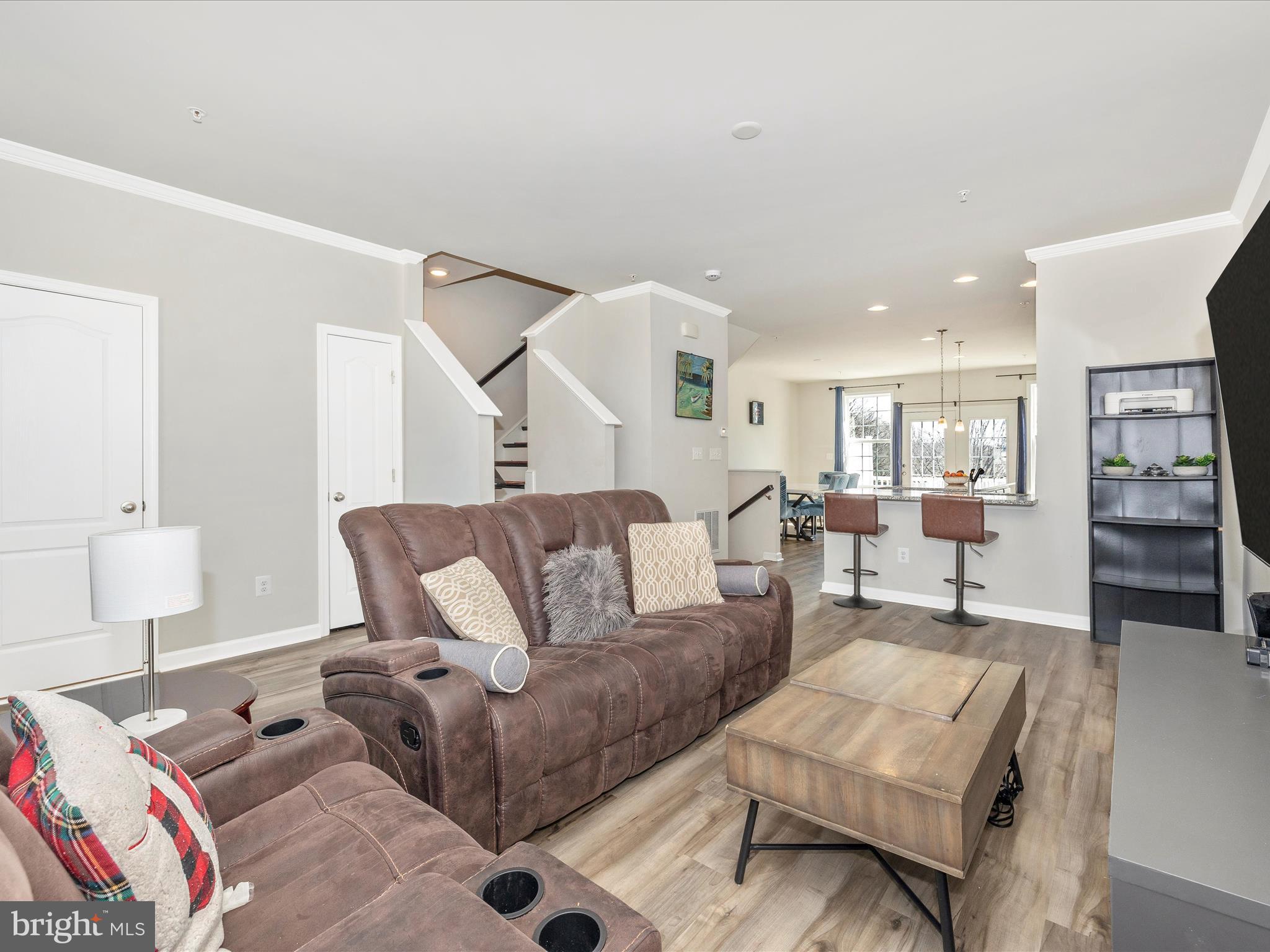 SPRING BANK - Residential