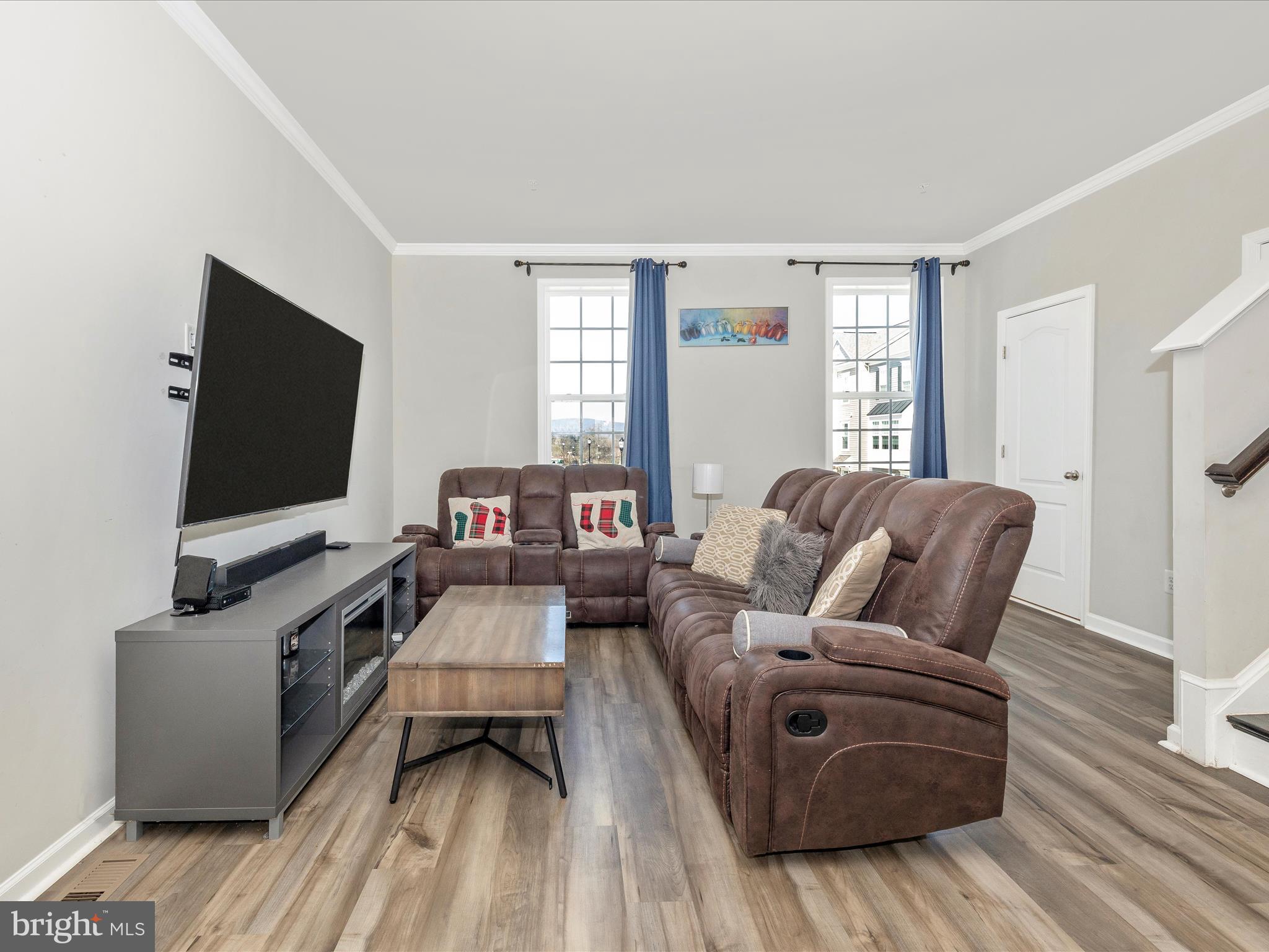 SPRING BANK - Residential