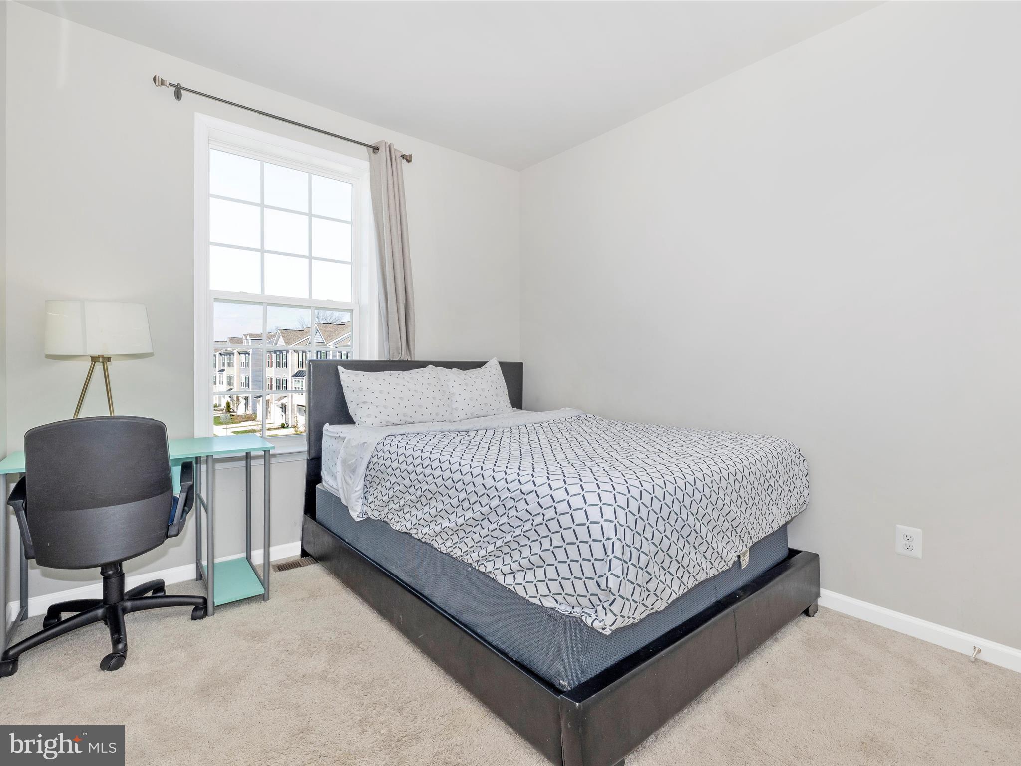 SPRING BANK - Residential