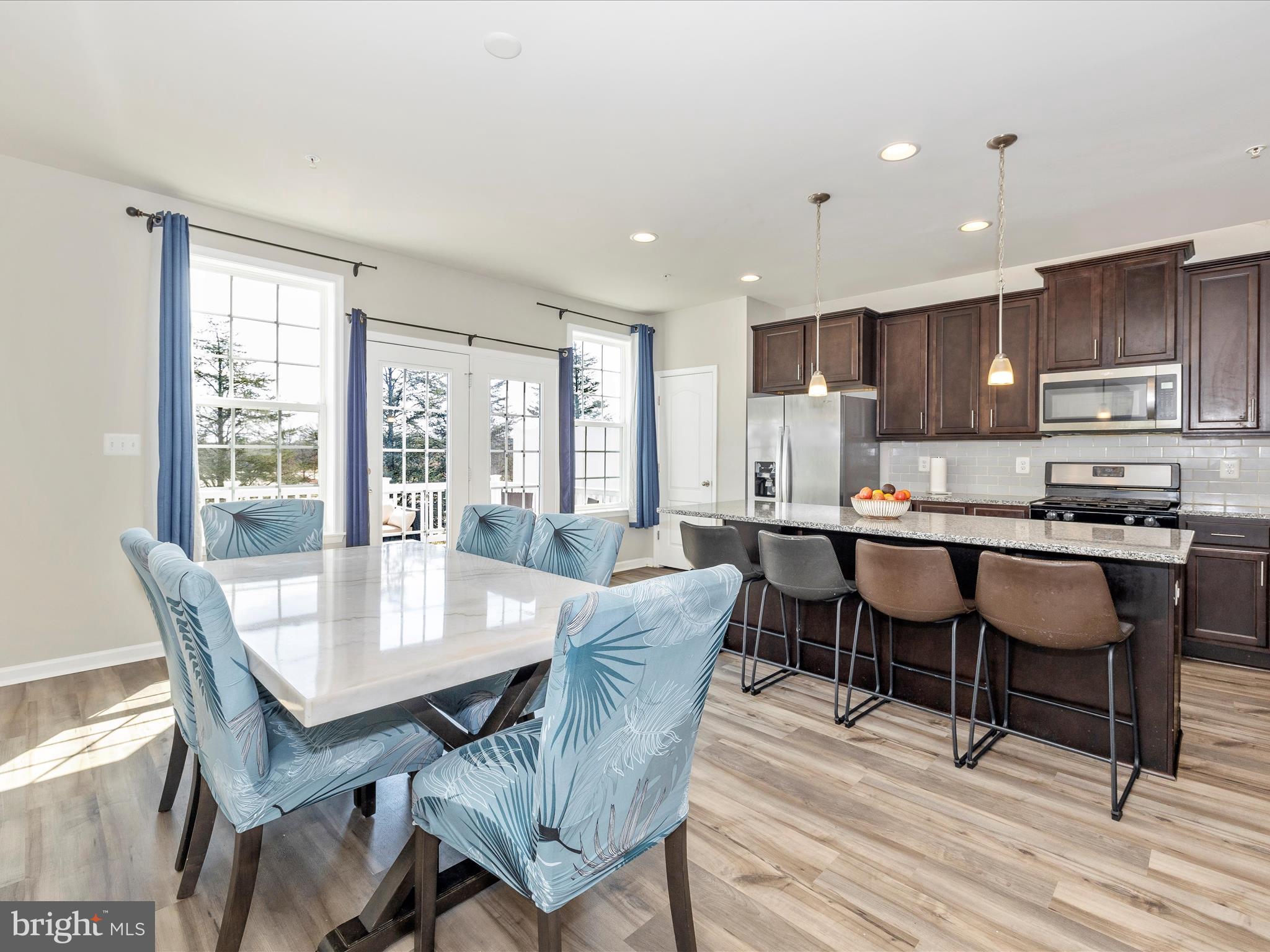 SPRING BANK - Residential