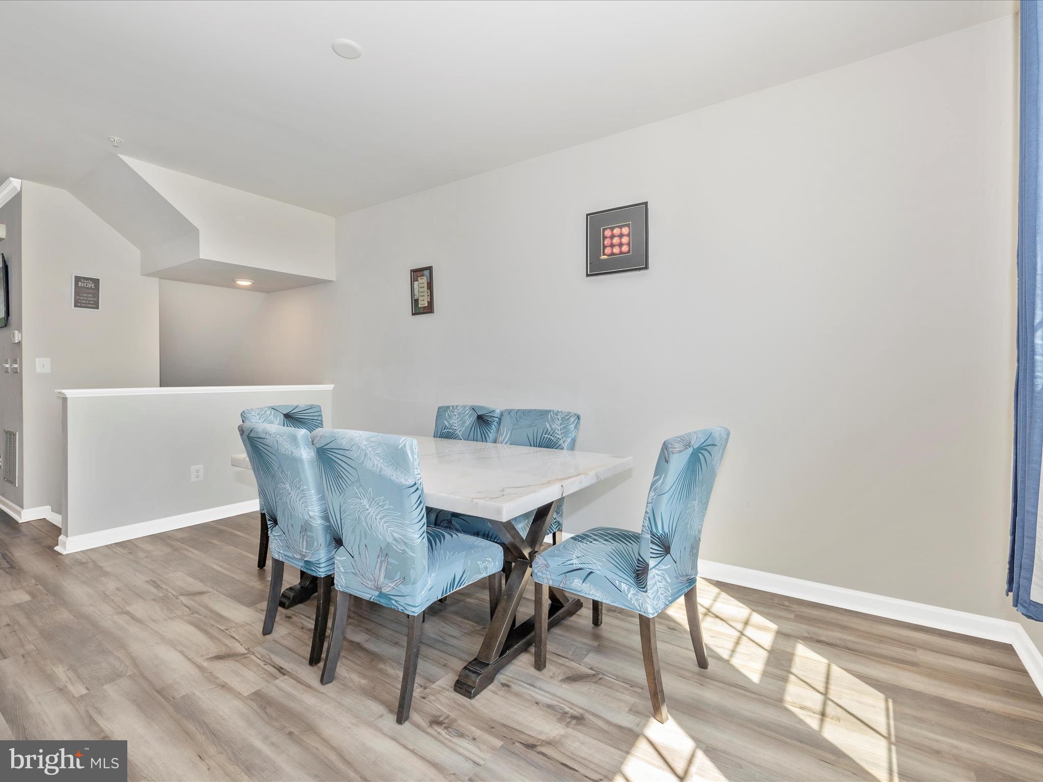 SPRING BANK - Residential