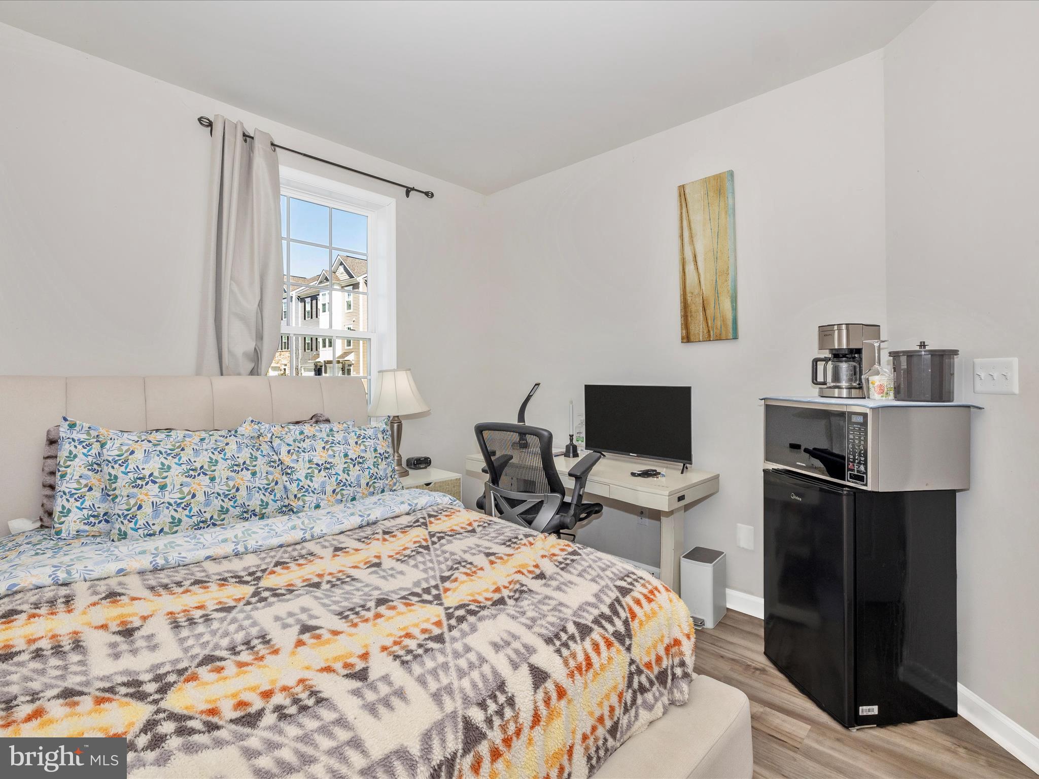 SPRING BANK - Residential