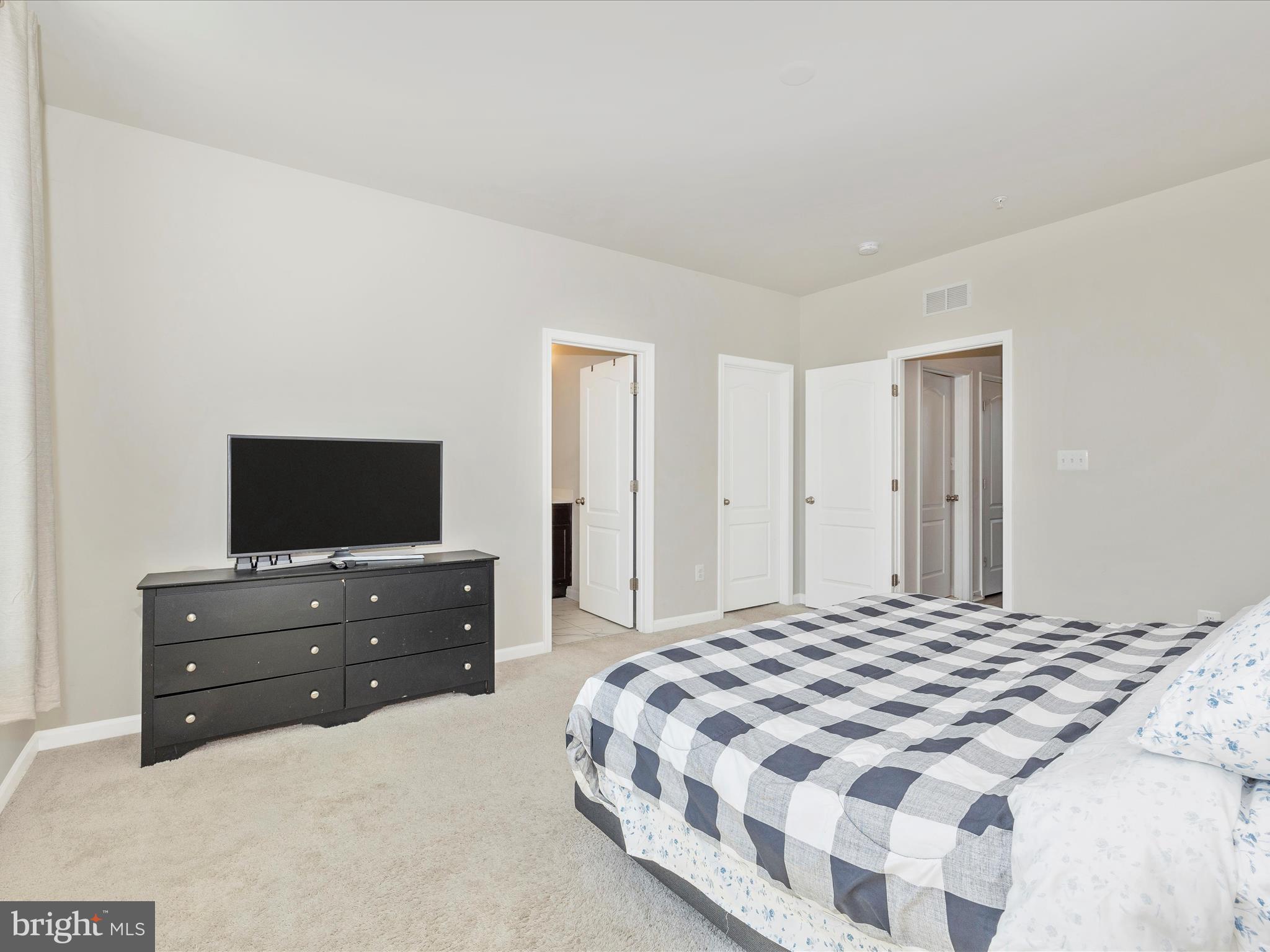 SPRING BANK - Residential