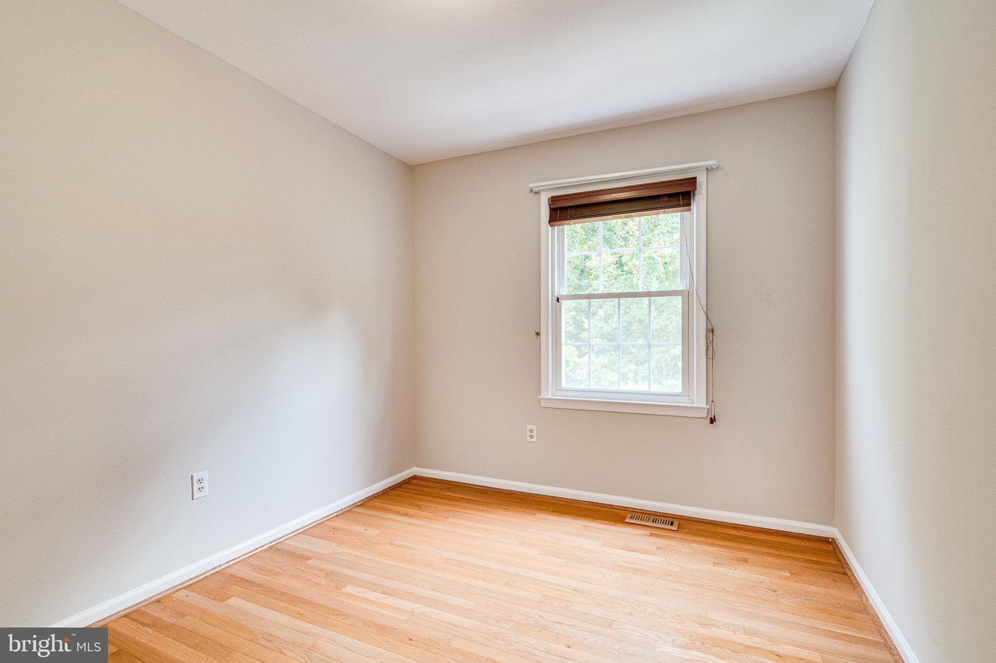 OLD MILL COMMUNITY - Residential Lease