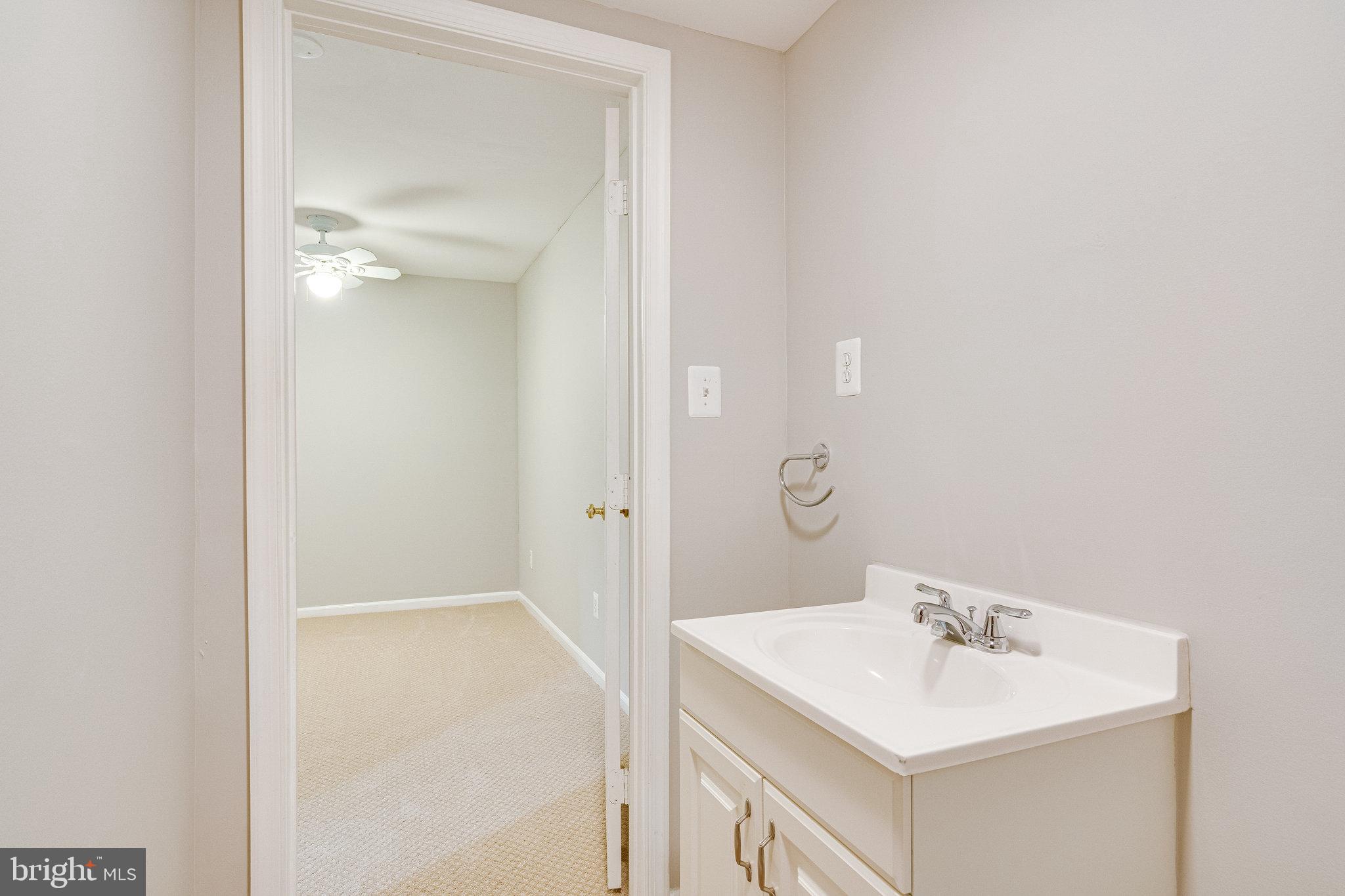 OLD MILL COMMUNITY - Residential Lease