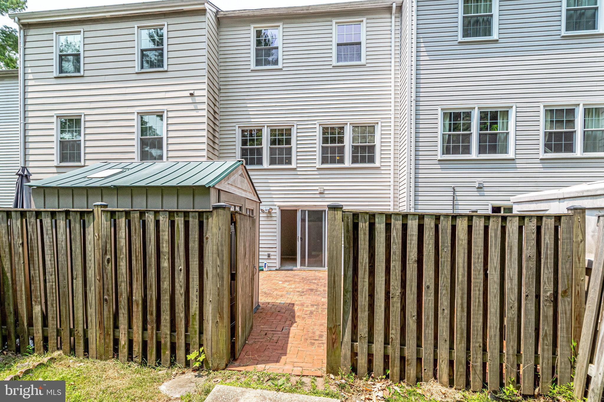 OLD MILL COMMUNITY - Residential Lease