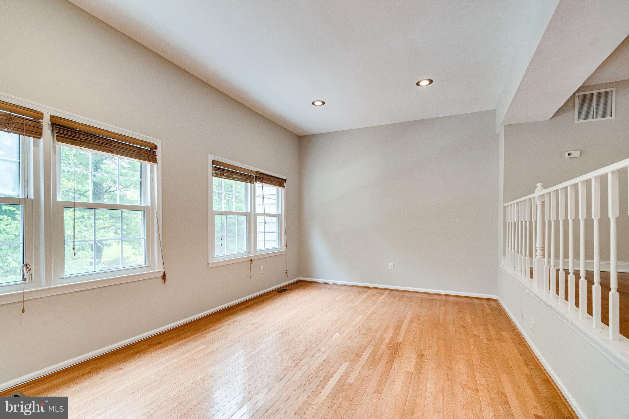 OLD MILL COMMUNITY - Residential Lease