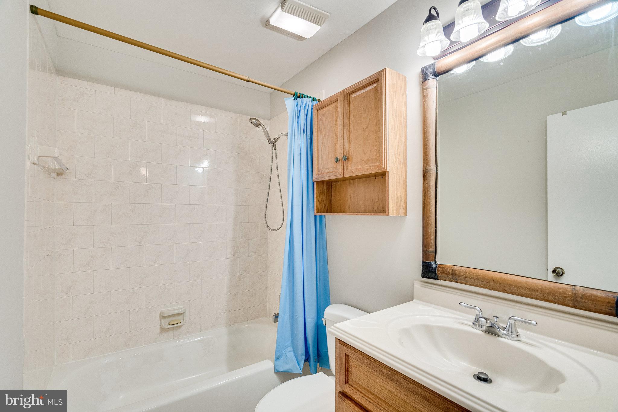 OLD MILL COMMUNITY - Residential Lease