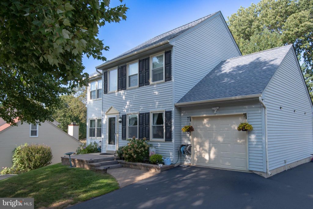 Photo of 4001 Fox Mill Drive, BOOTHWYN, PA 19061 (MLS # PADE2102446)