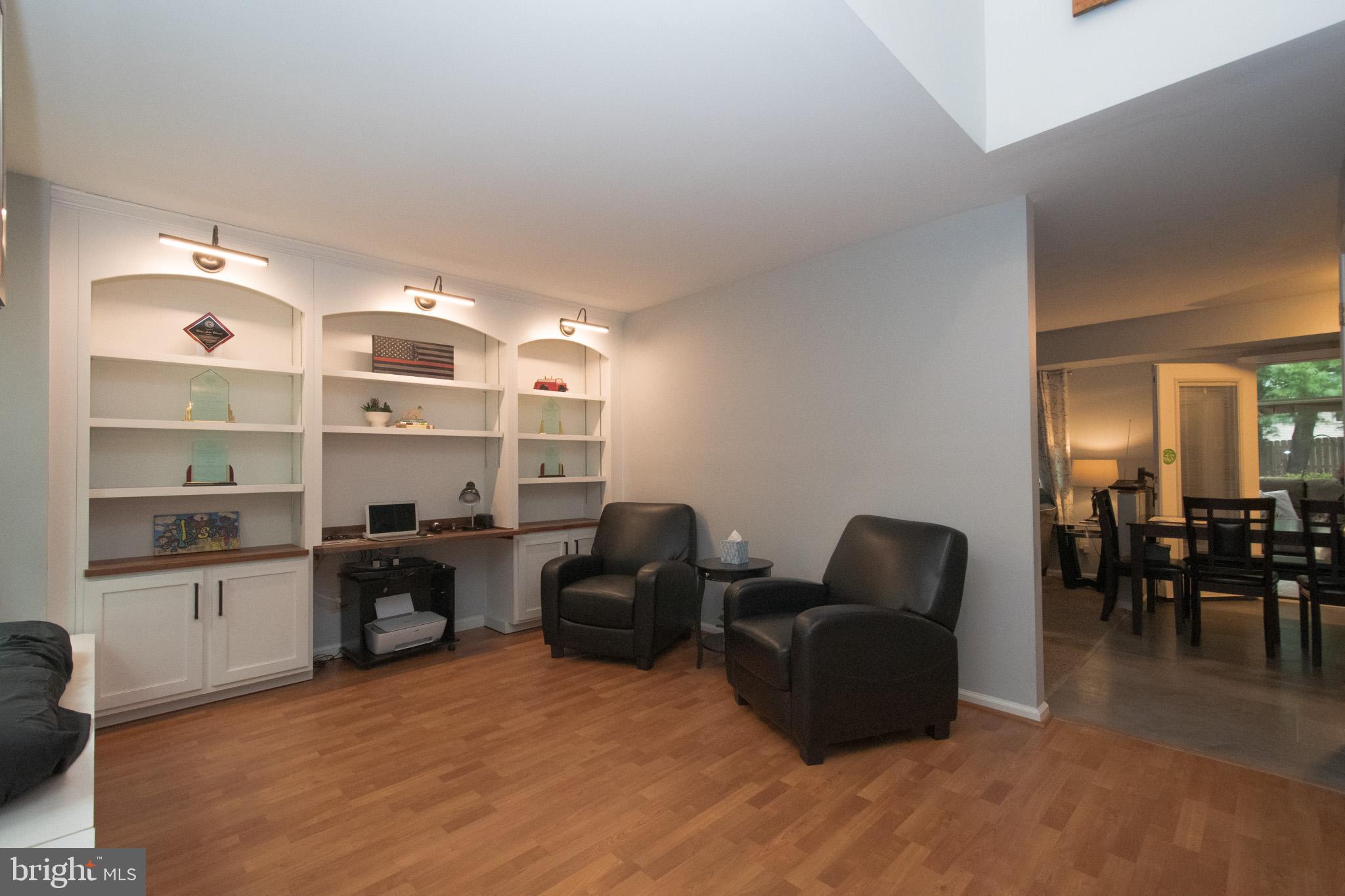 4001 FOX MILL DRIVE
