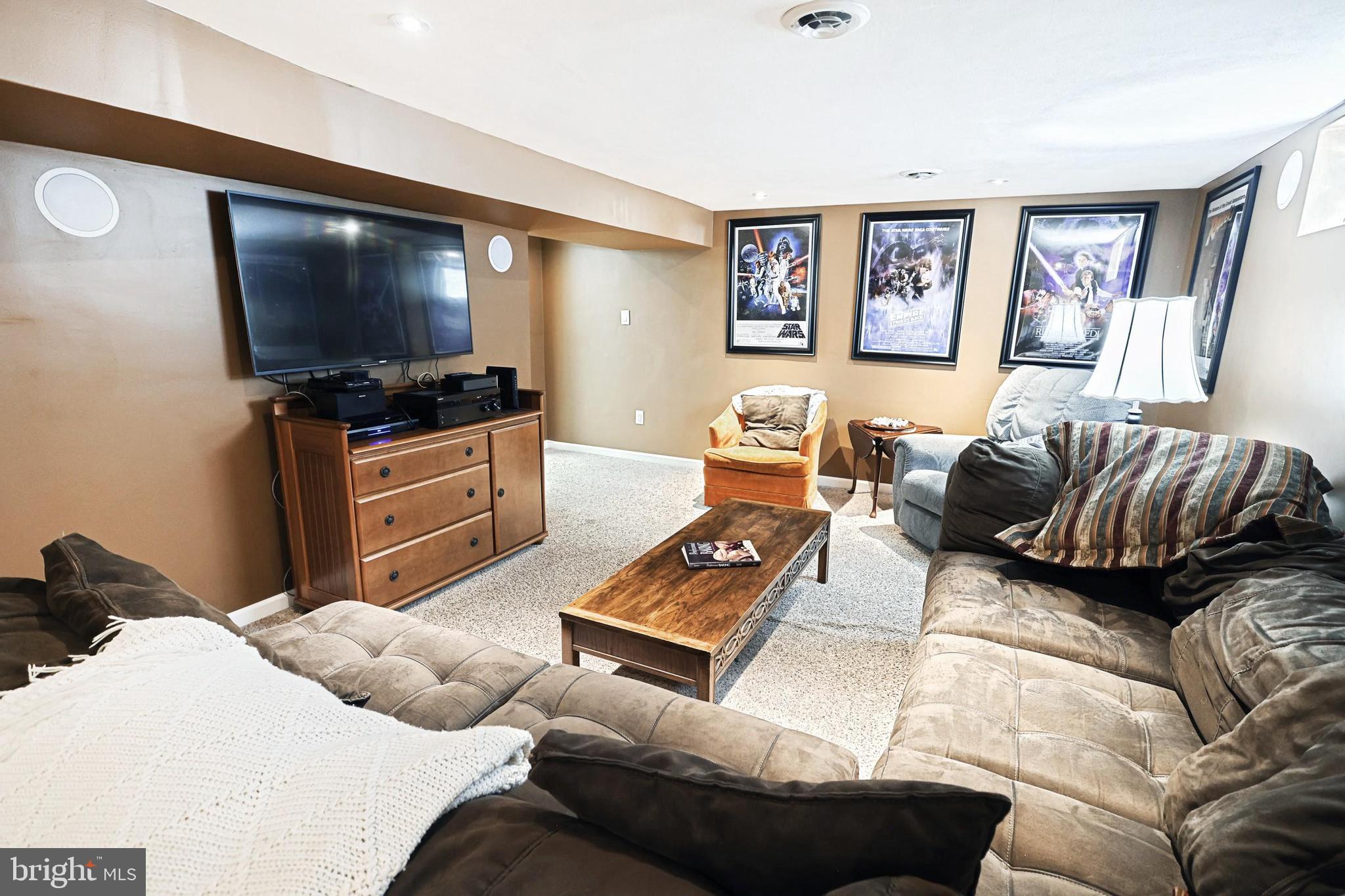 NORTH HILLS - Residential