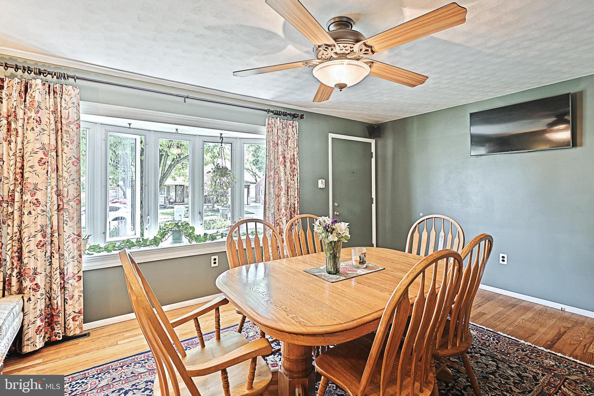 NORTH HILLS - Residential