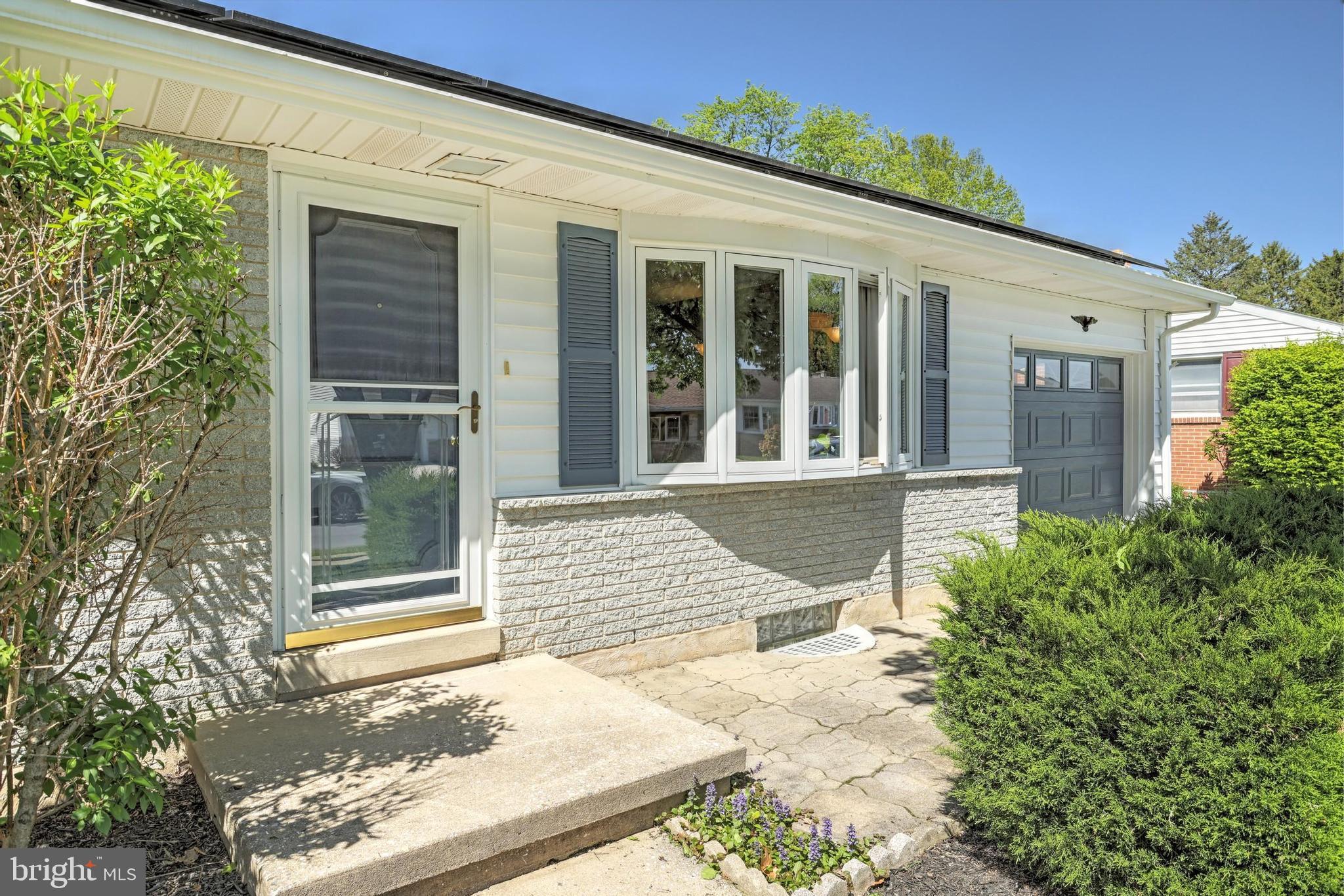 NORTH HILLS - Residential