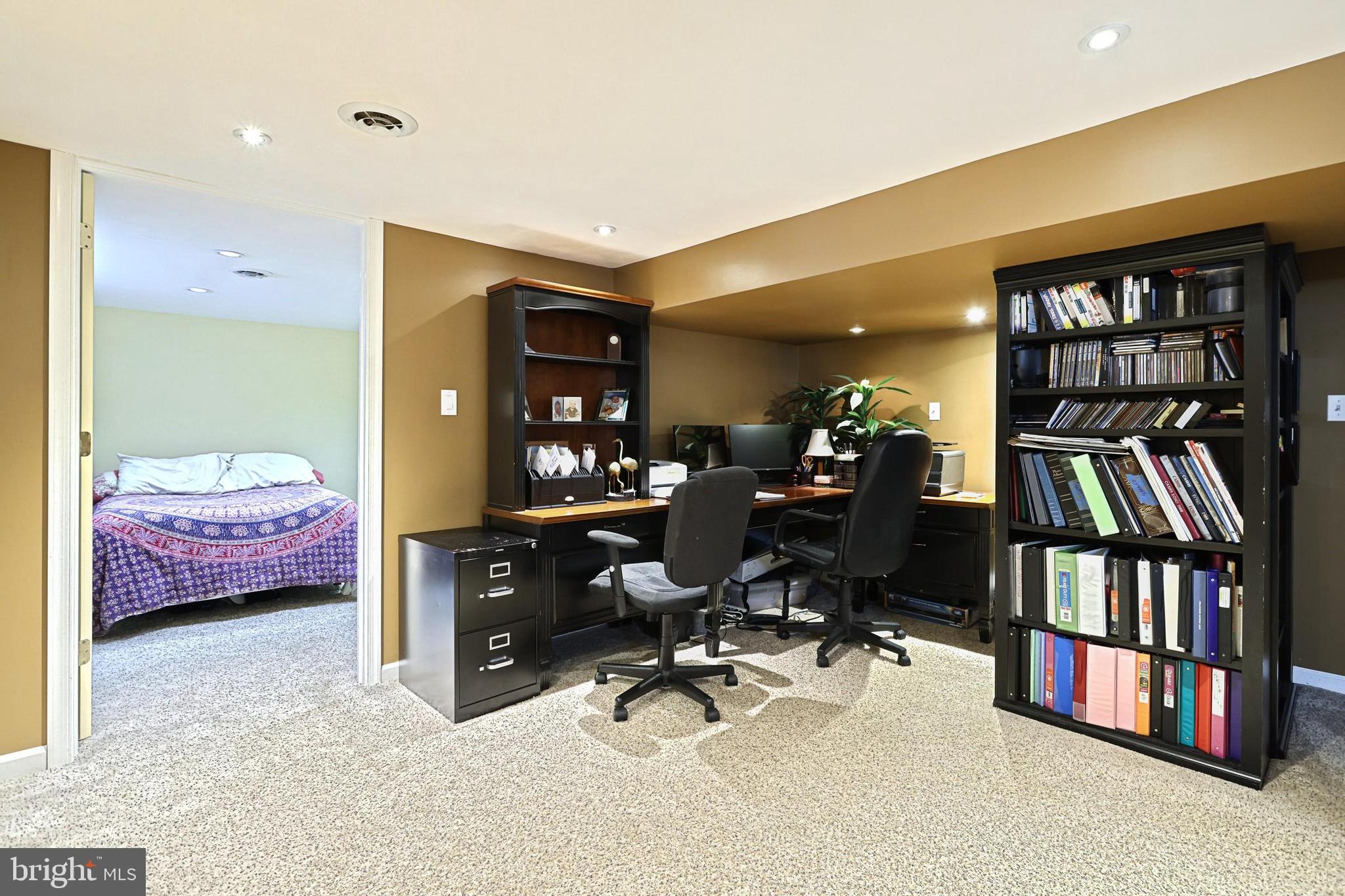 NORTH HILLS - Residential