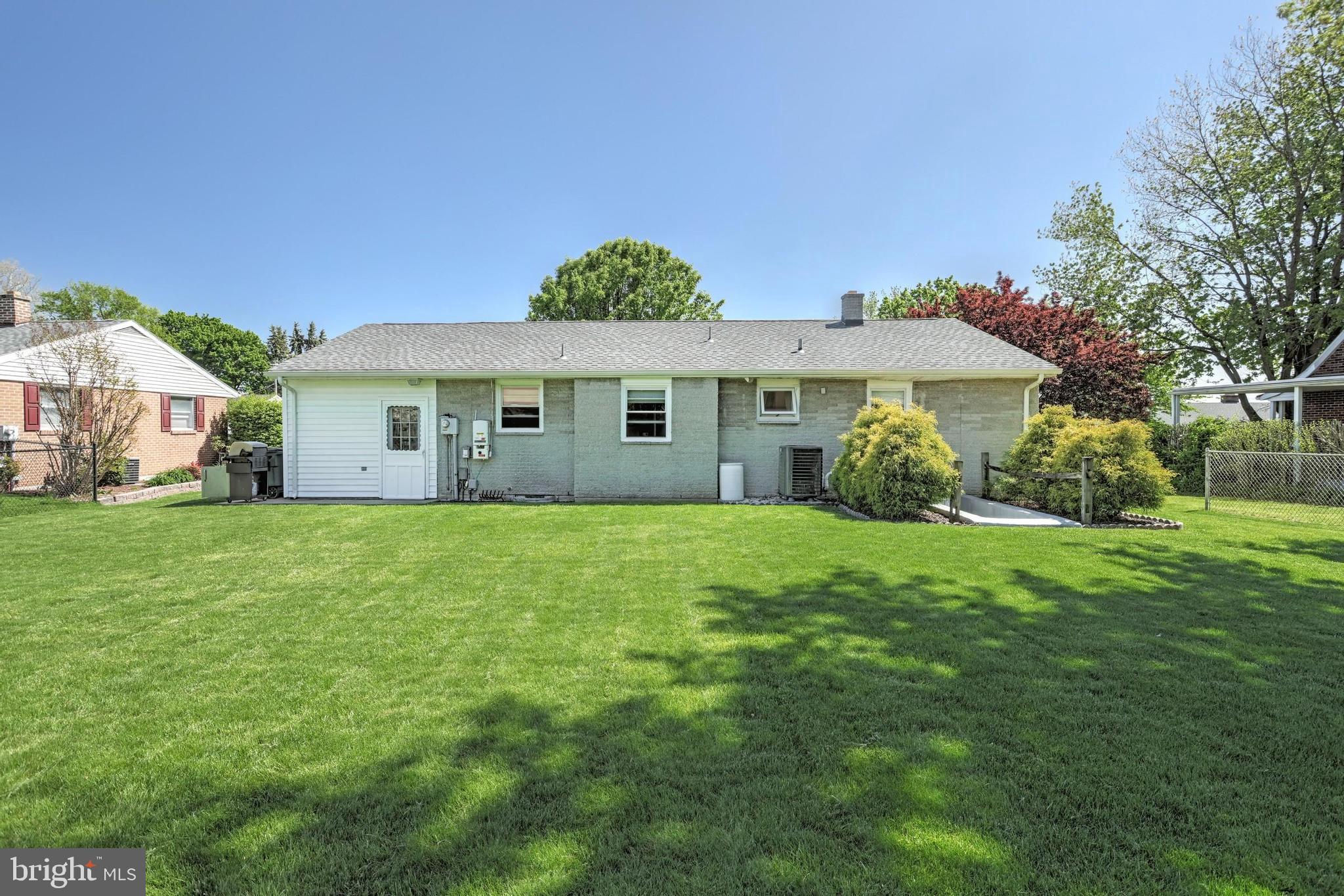 NORTH HILLS - Residential