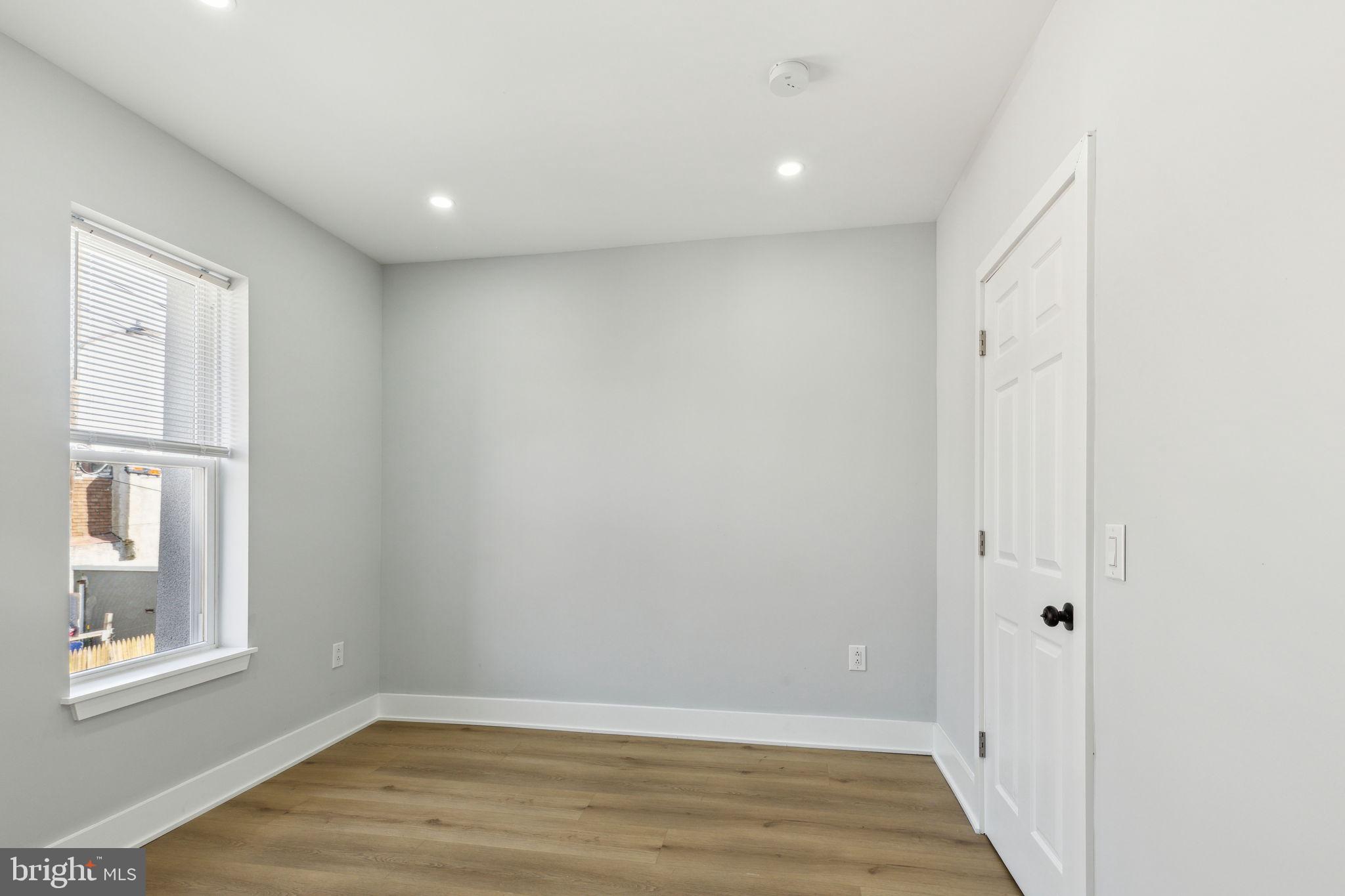 PORT RICHMOND - Residential