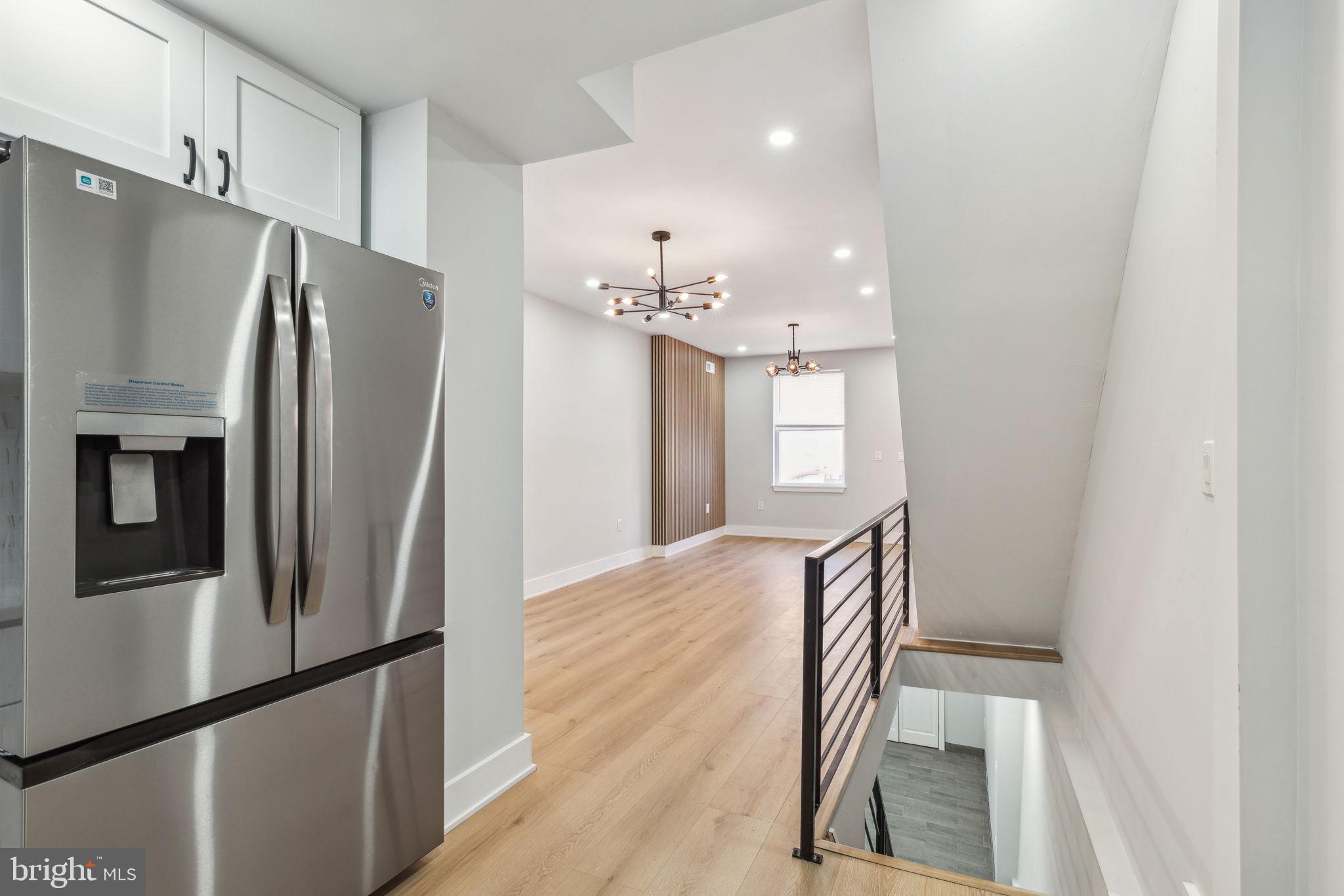 PORT RICHMOND - Residential