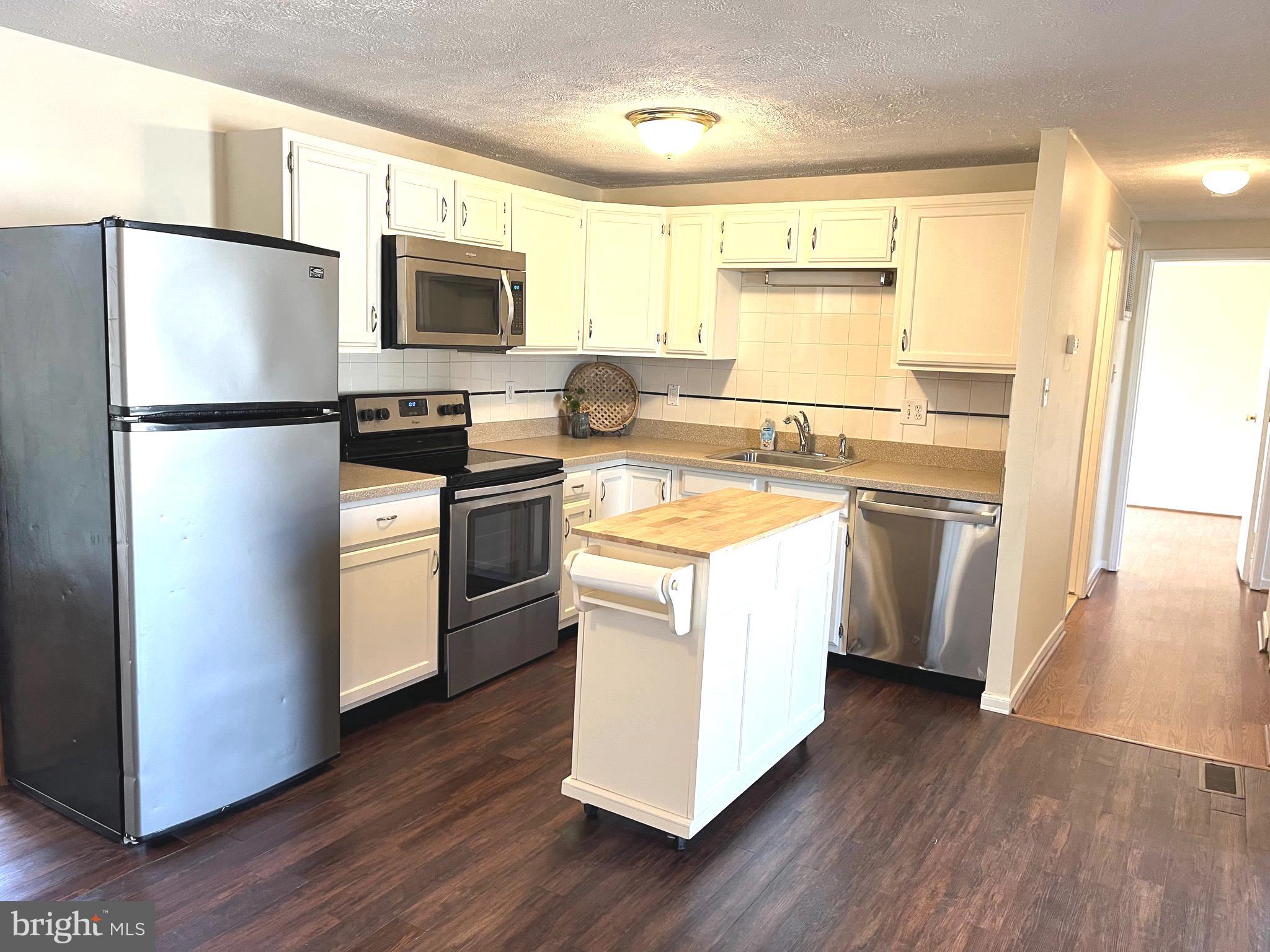 VILLAGE OF VANDERWAY - Residential