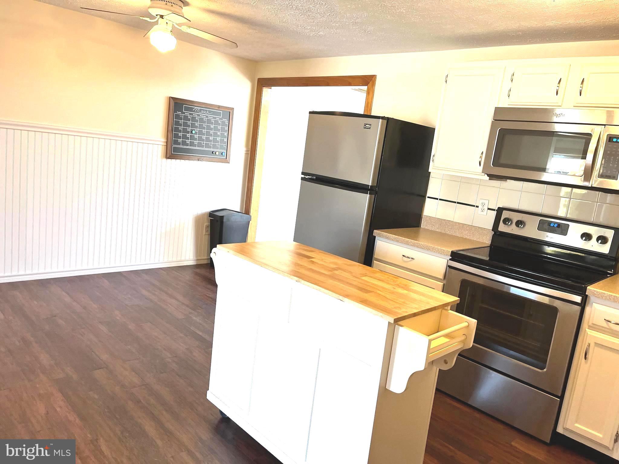 VILLAGE OF VANDERWAY - Residential