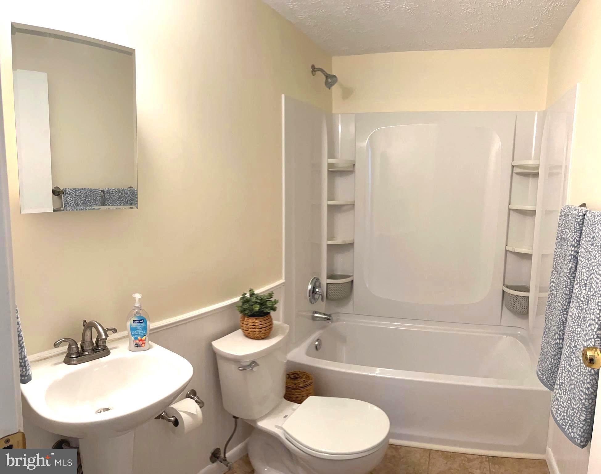 VILLAGE OF VANDERWAY - Residential