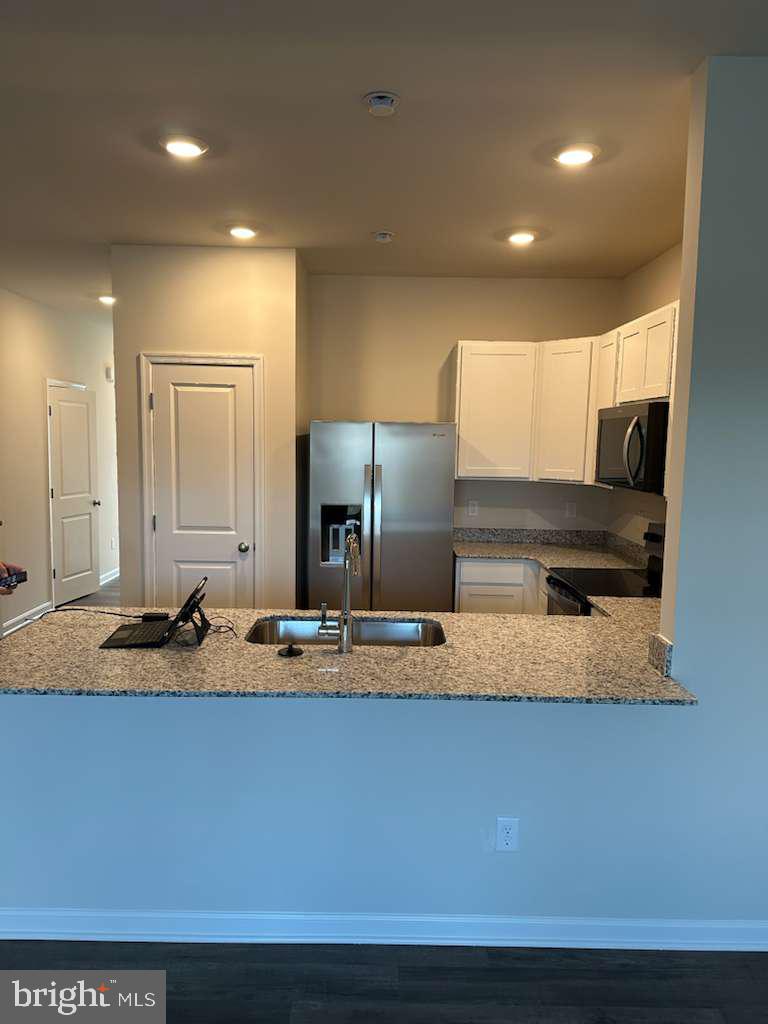 VALLEY VIEW - Residential Lease