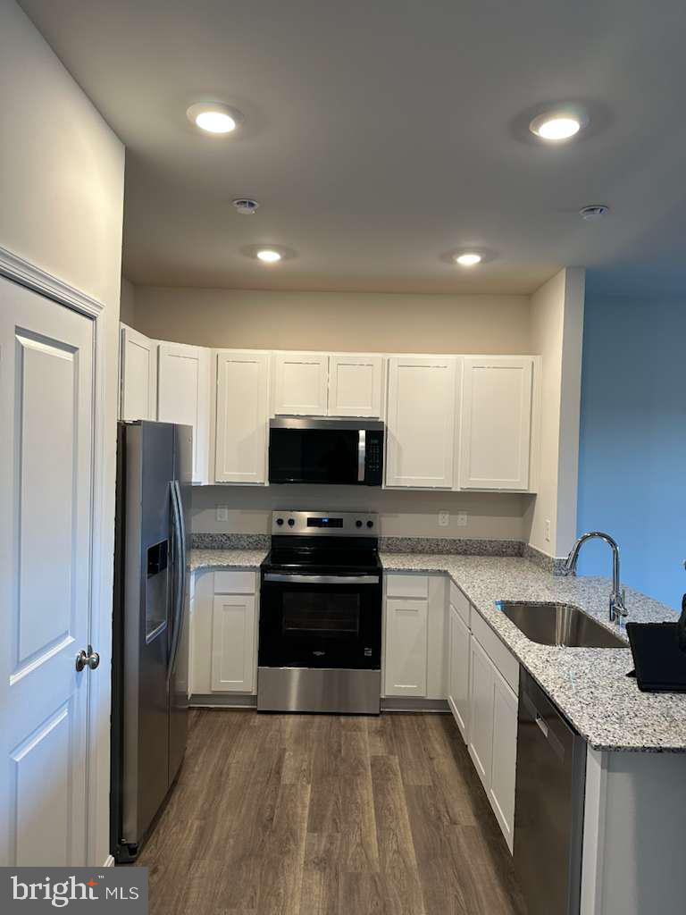 VALLEY VIEW - Residential Lease