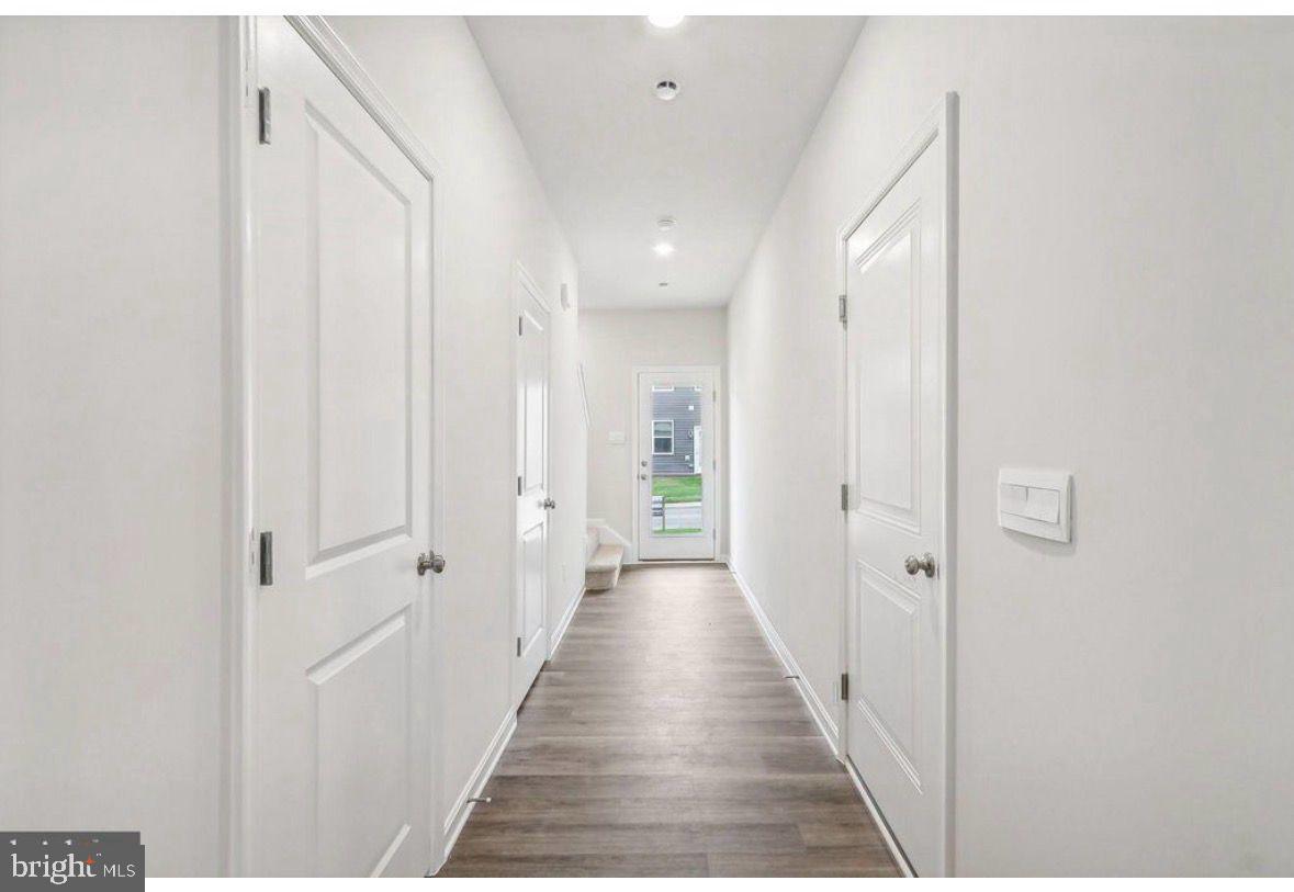 VALLEY VIEW - Residential Lease