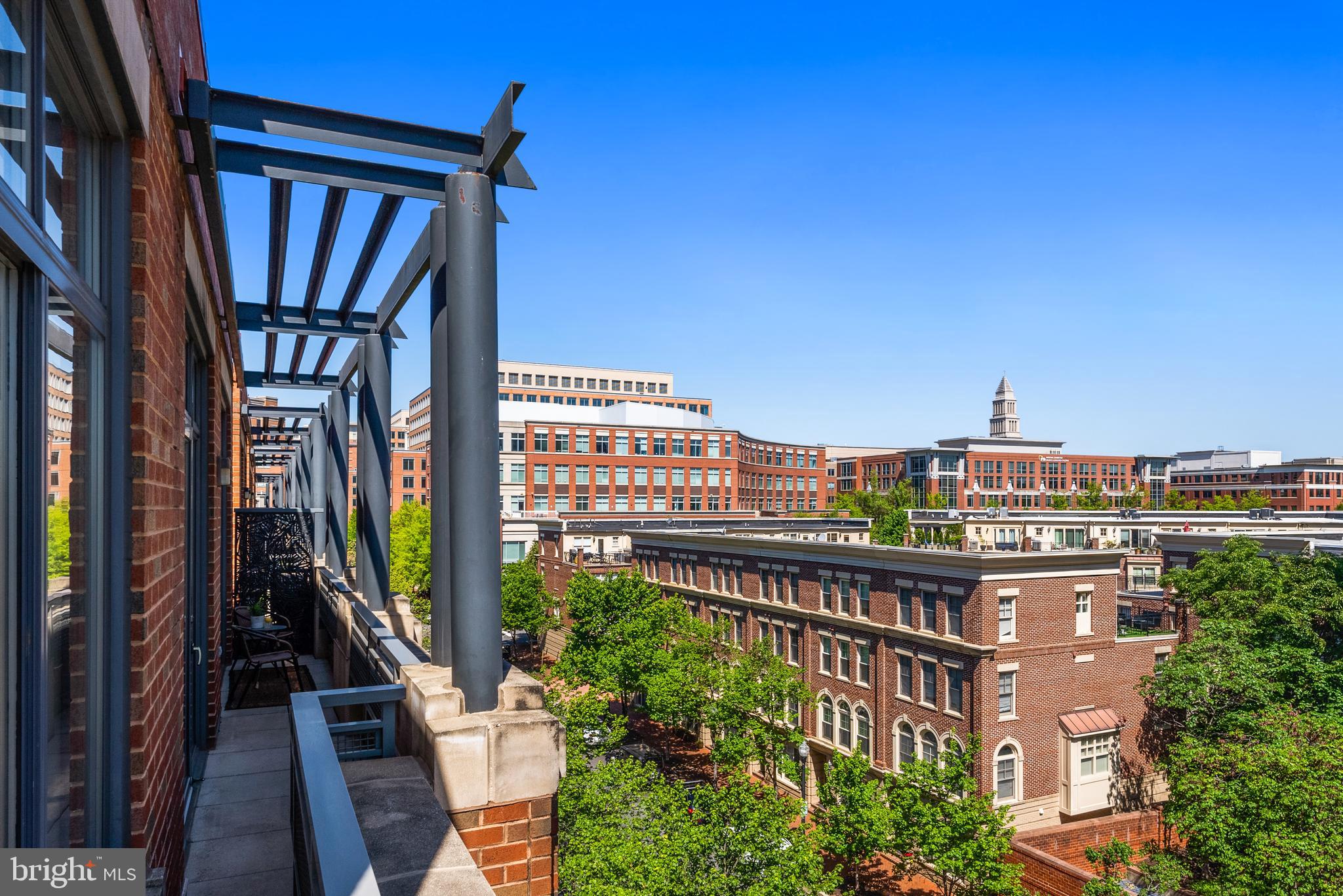 CONDOS AT CARLYLE SQUARE - Residential