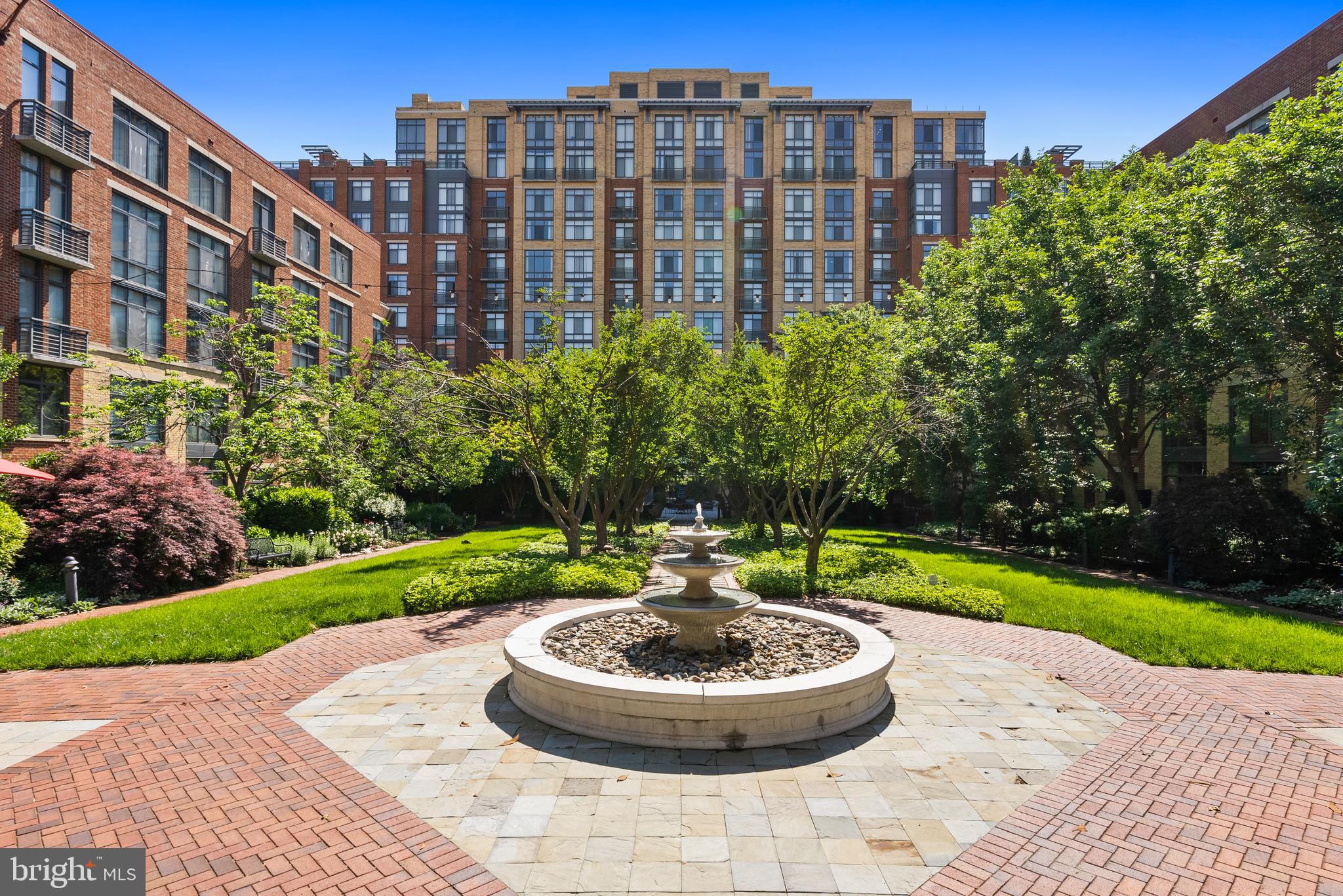 CONDOS AT CARLYLE SQUARE - Residential