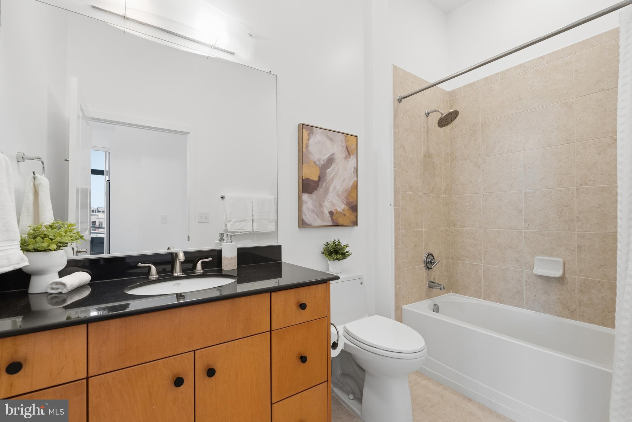CONDOS AT CARLYLE SQUARE - Residential