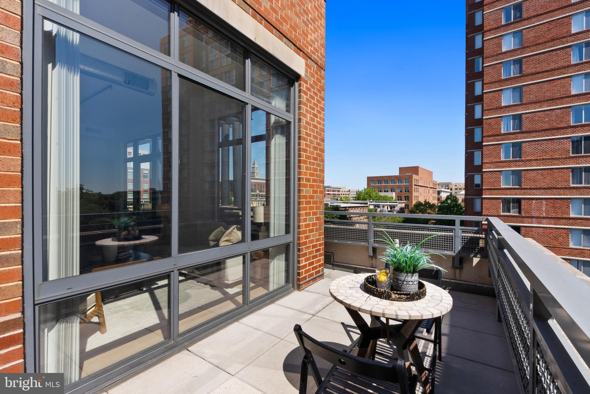 CONDOS AT CARLYLE SQUARE - Residential
