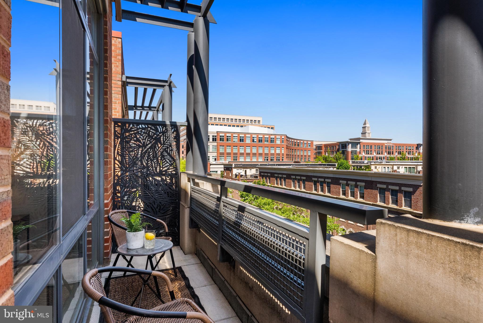 CONDOS AT CARLYLE SQUARE - Residential