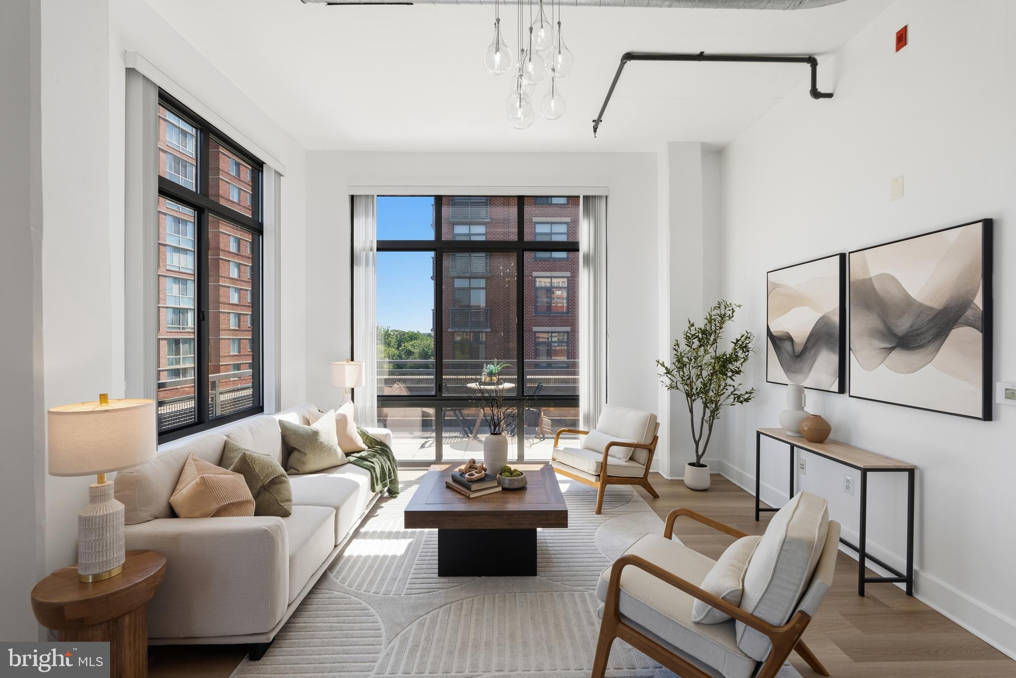 CONDOS AT CARLYLE SQUARE - Residential