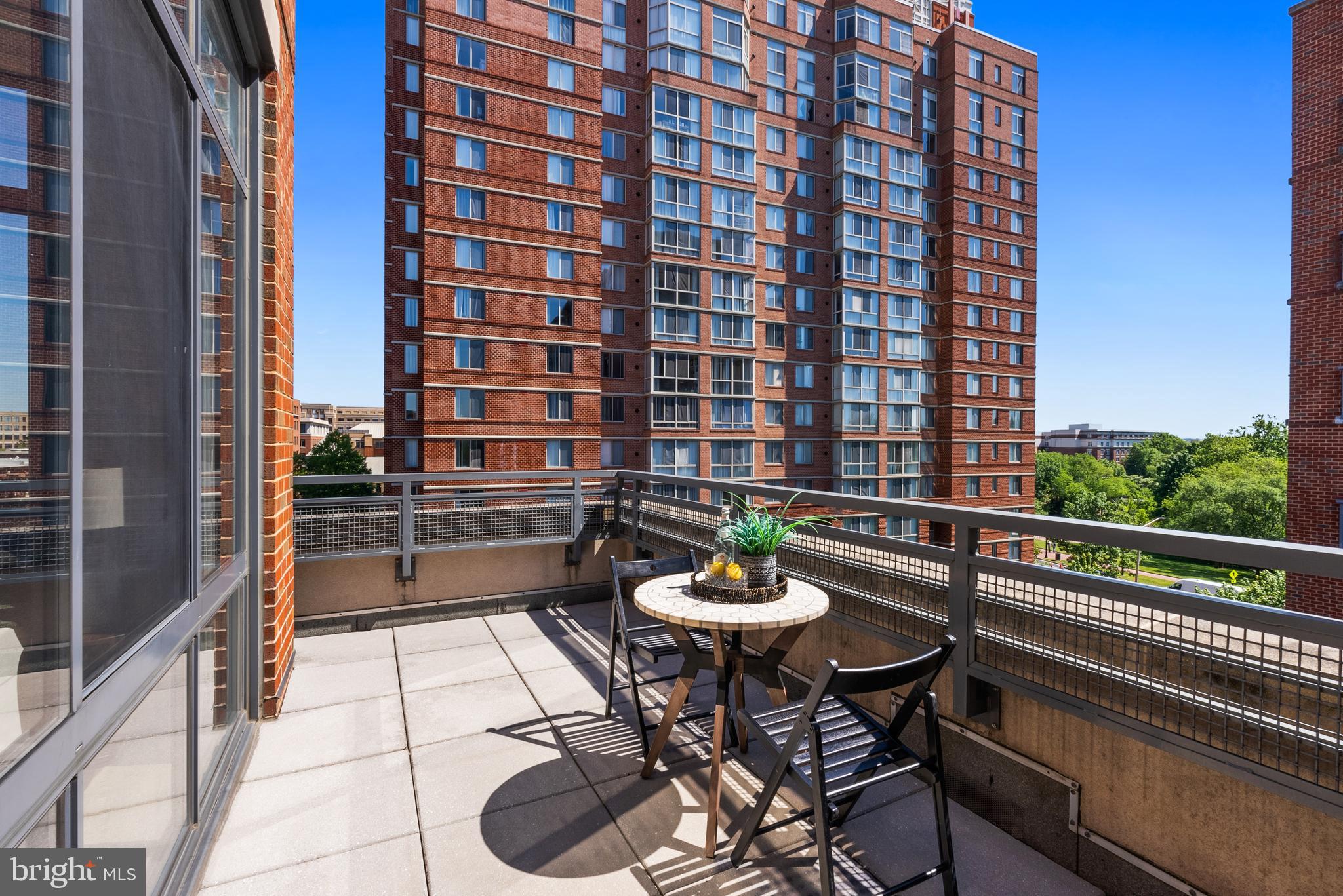 CONDOS AT CARLYLE SQUARE - Residential